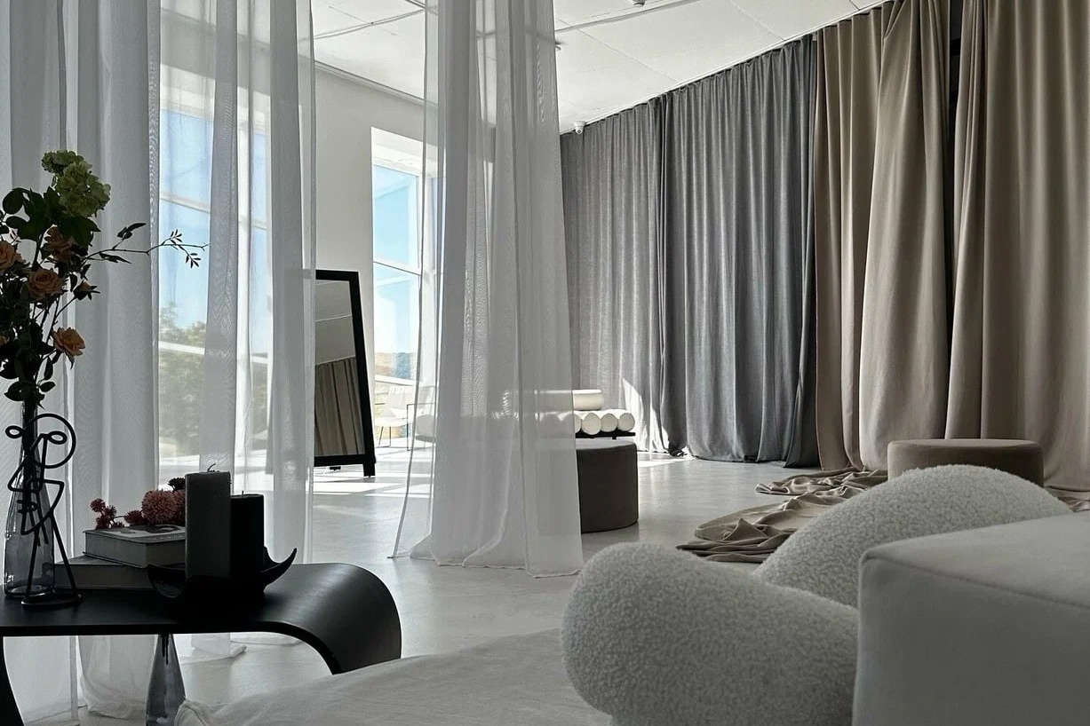 Фотостудии. Коммерческий и Портретный Фотограф Симферополь Крым Максим Махо