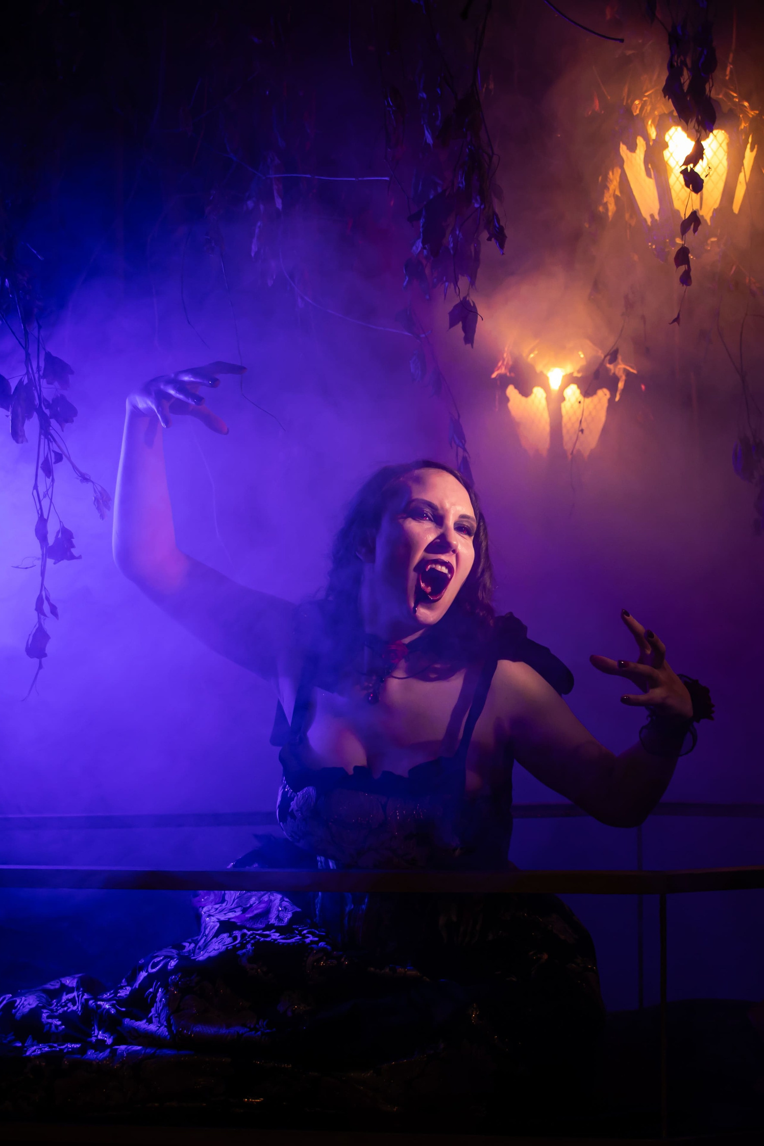 Готическая ведьма в темном антураже — мистическая арт-фотосессия, фотограф Карасёва Елена