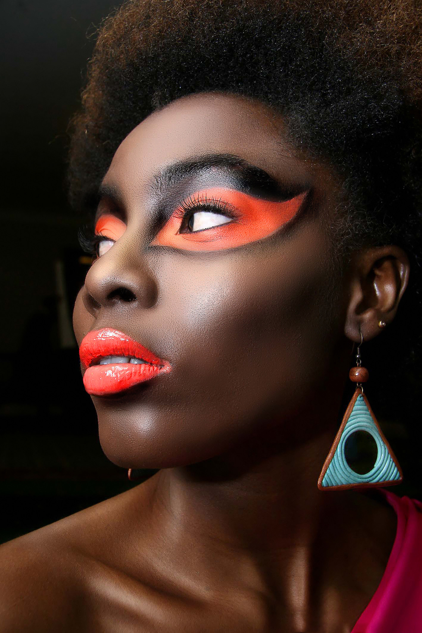 Контакты. ФОТО И ВИДЕО КОНТЕНТ ДЛЯ WILDBERRIES, OZON, LAMODA, YANDEX MARKET