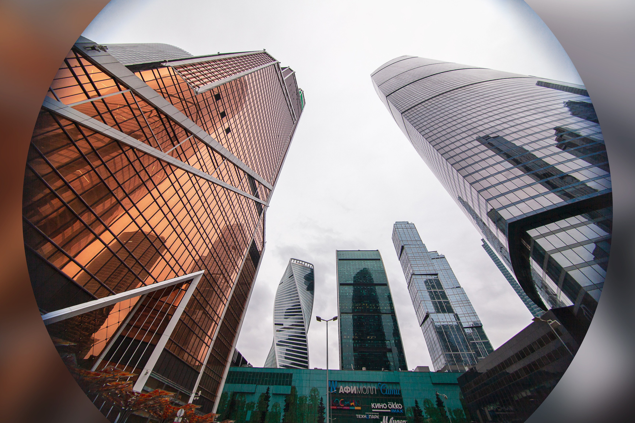 Высотки Москва-Сити 