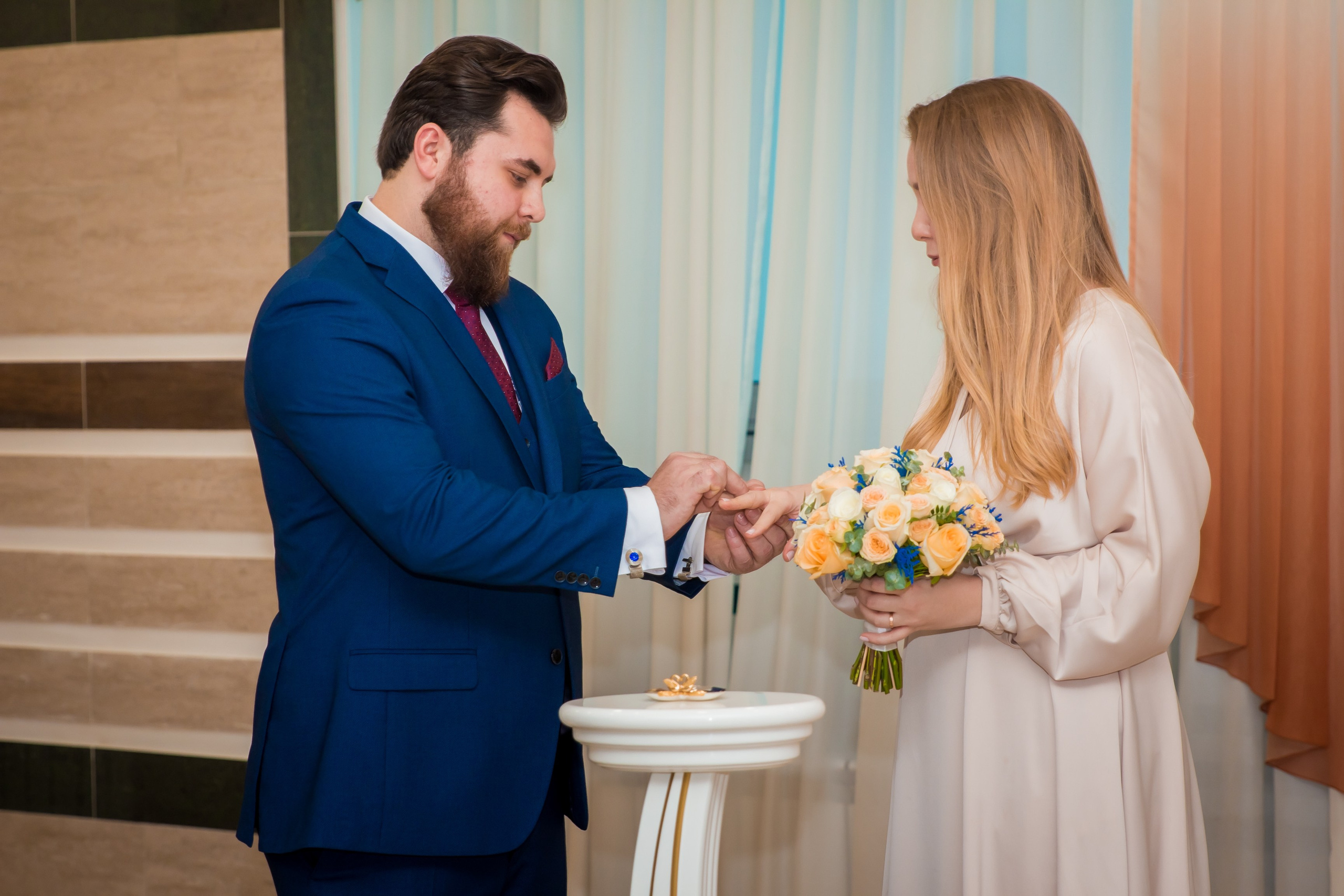 Свадебные фотосессии в студии и фотопрогулки в парках в Москве. Интерьеры, Контент, Портреты | Фотограф в Москве Дани Терно