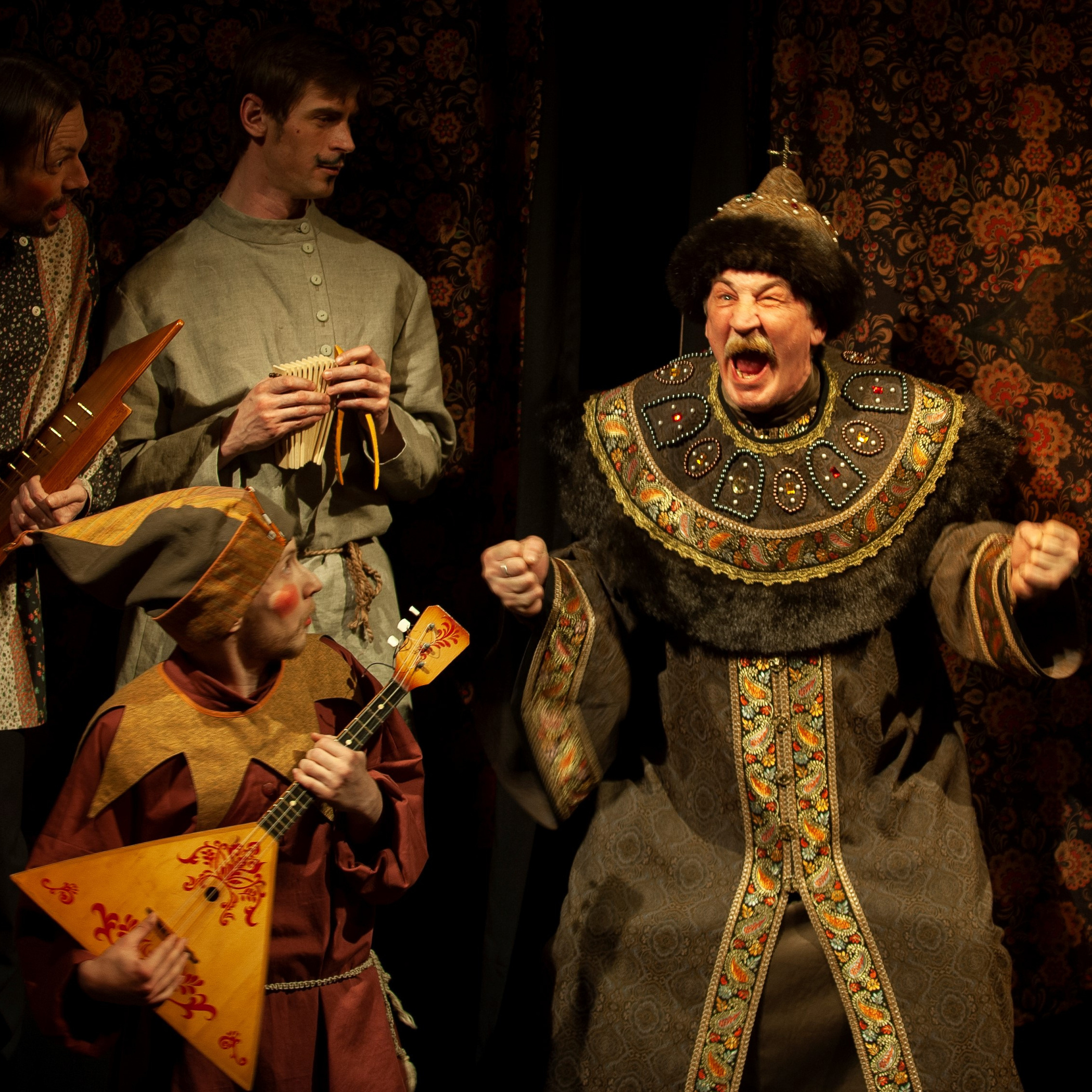 Театр «У Моста»: итоги 33-го сезона. Журнал о самом особенном. Пермь и Пермский край