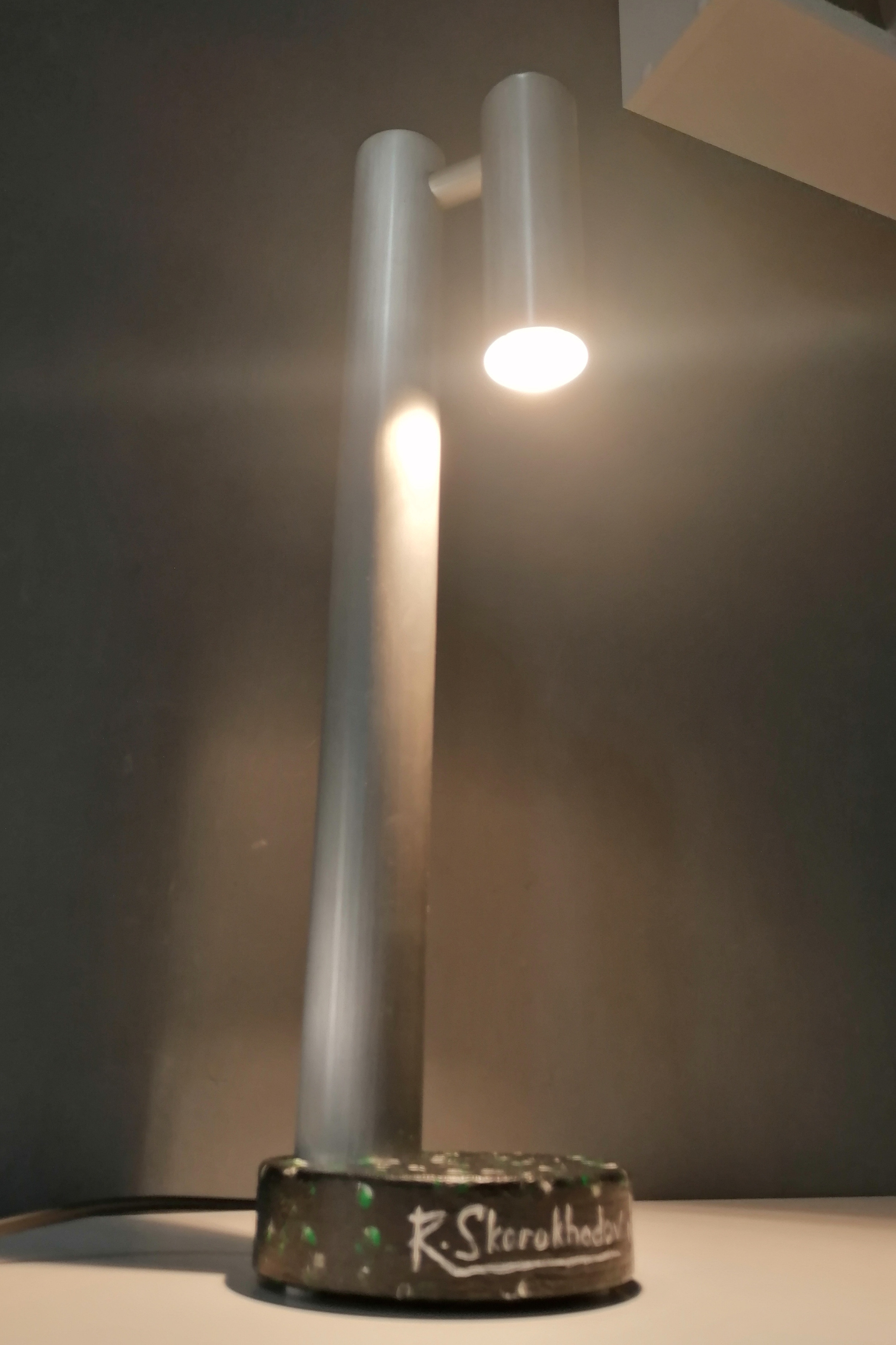 ГАЛЕРЕЯ. Светильники Романа Скороходова