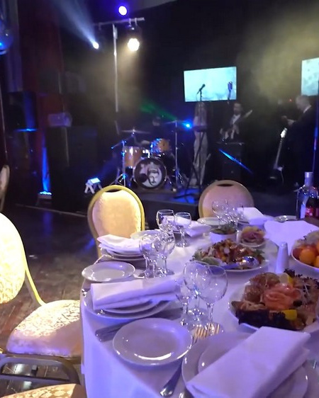 Особняк Шрёдера, Дом шрёдера, концертный зал, театр