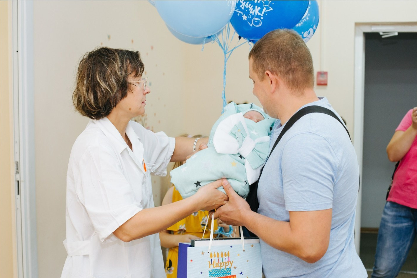 Выписка из роддома. Фотограф ВИКА МЕДУЗА