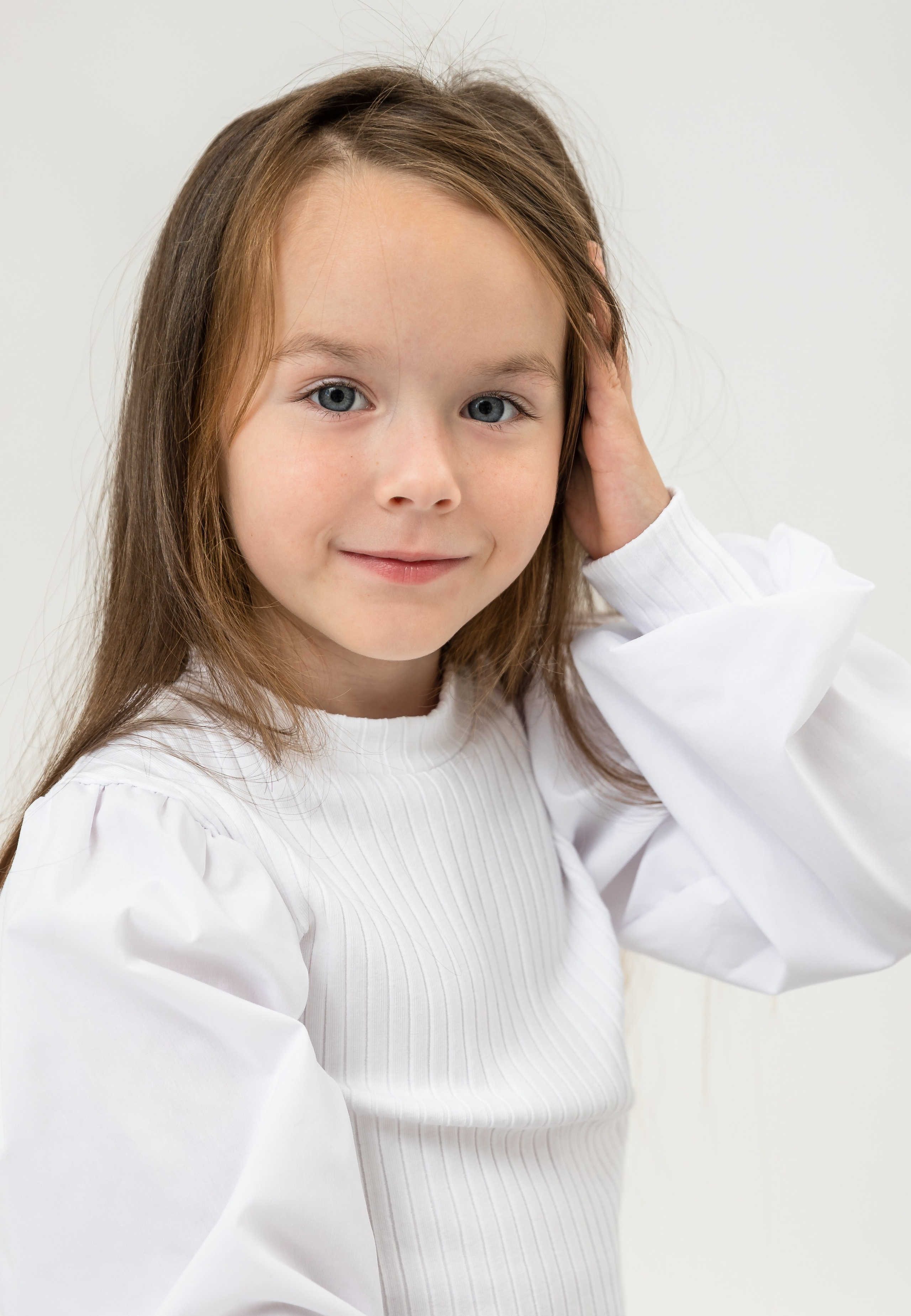 База моделей. Модельное Агентство Alma Model Management