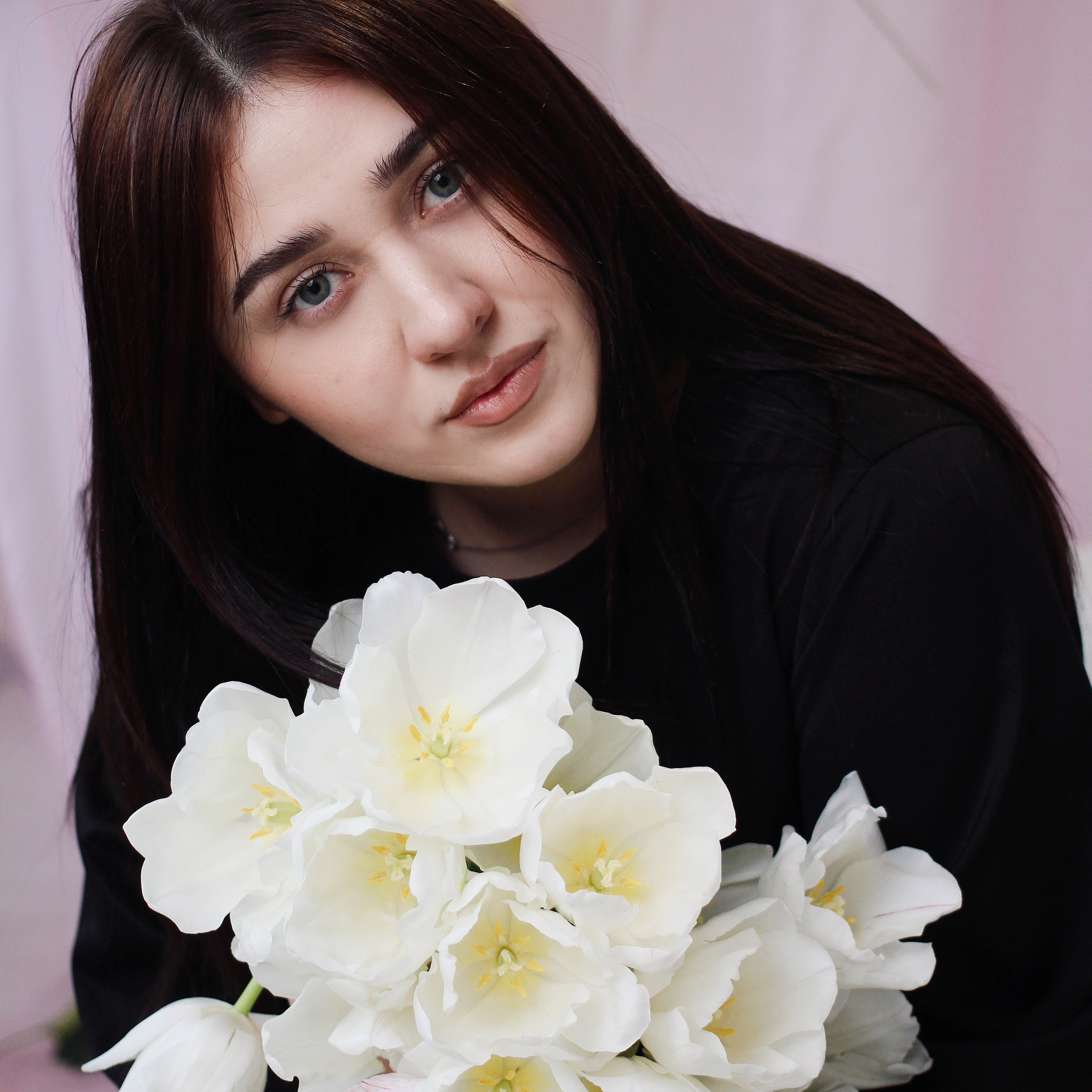 Контакты. Photography Eva