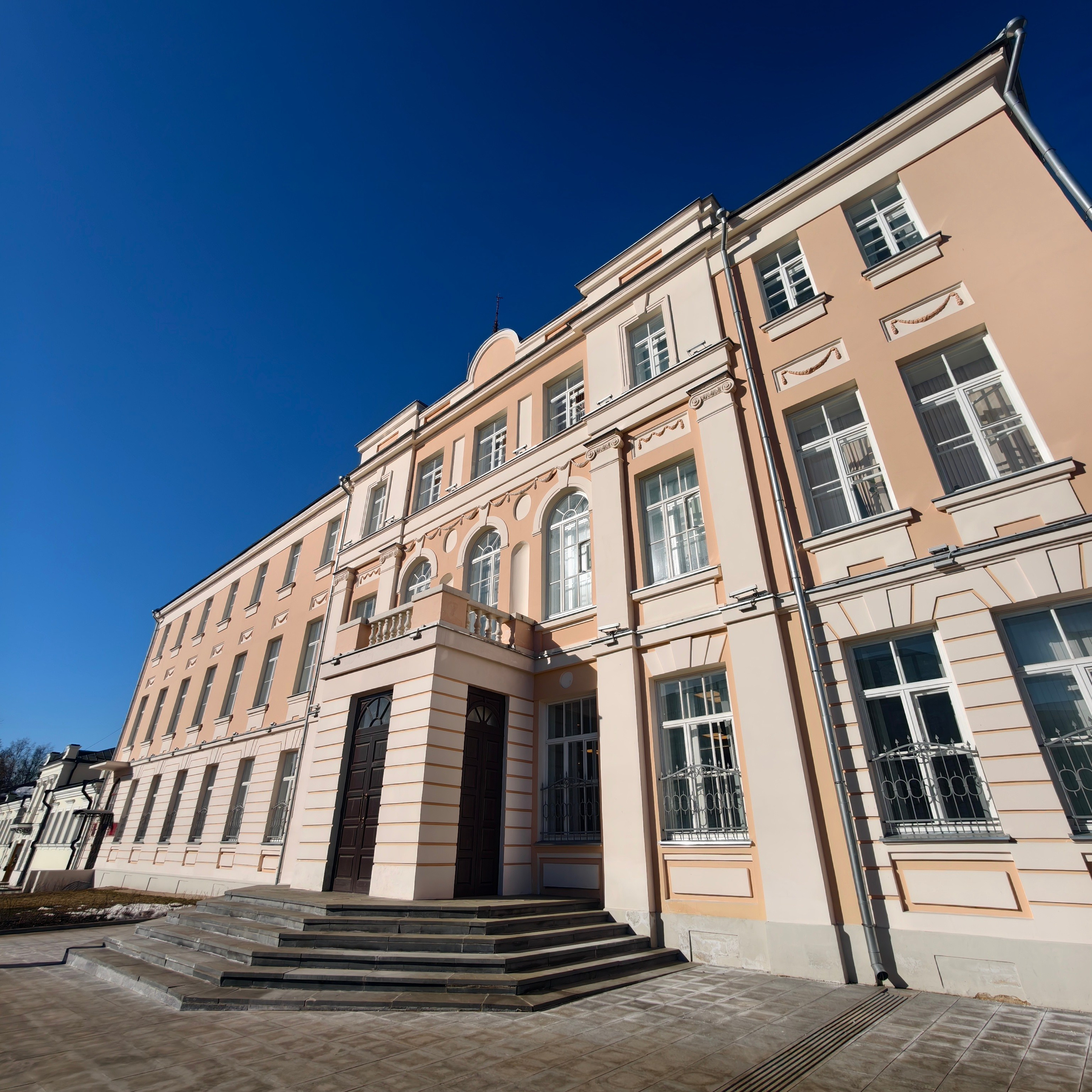 Места для свадебной фотосессии в Твери. Свадебный и семейный фотограф в Твери и Тверской области