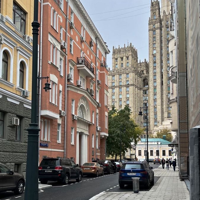 Увлекательная прогулка по Москве. Индивидуальные авторские экскурсии, музеи и выставки в Москве