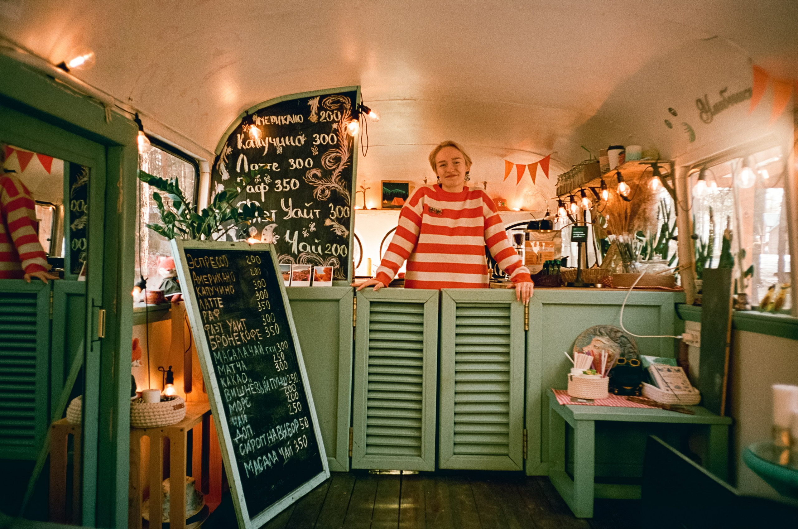 База Берель: лес, скалы, пляж, снег и лед, солнце и пар на Катуни. Фотограф-документалист Мария Осокина