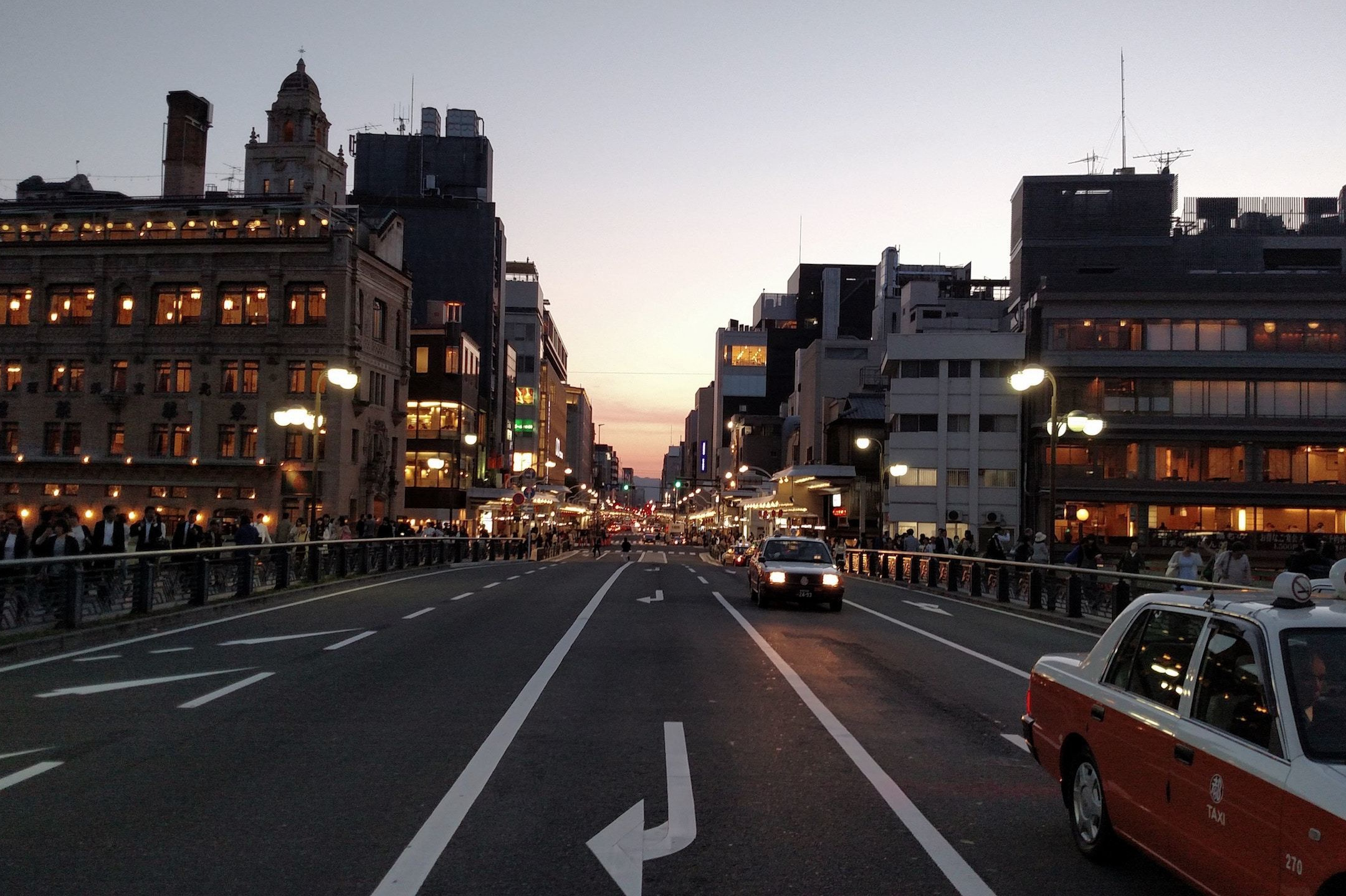 Стоимость. Фотограф love-story и камерных свадеб в Тюмени Тата Шишкина