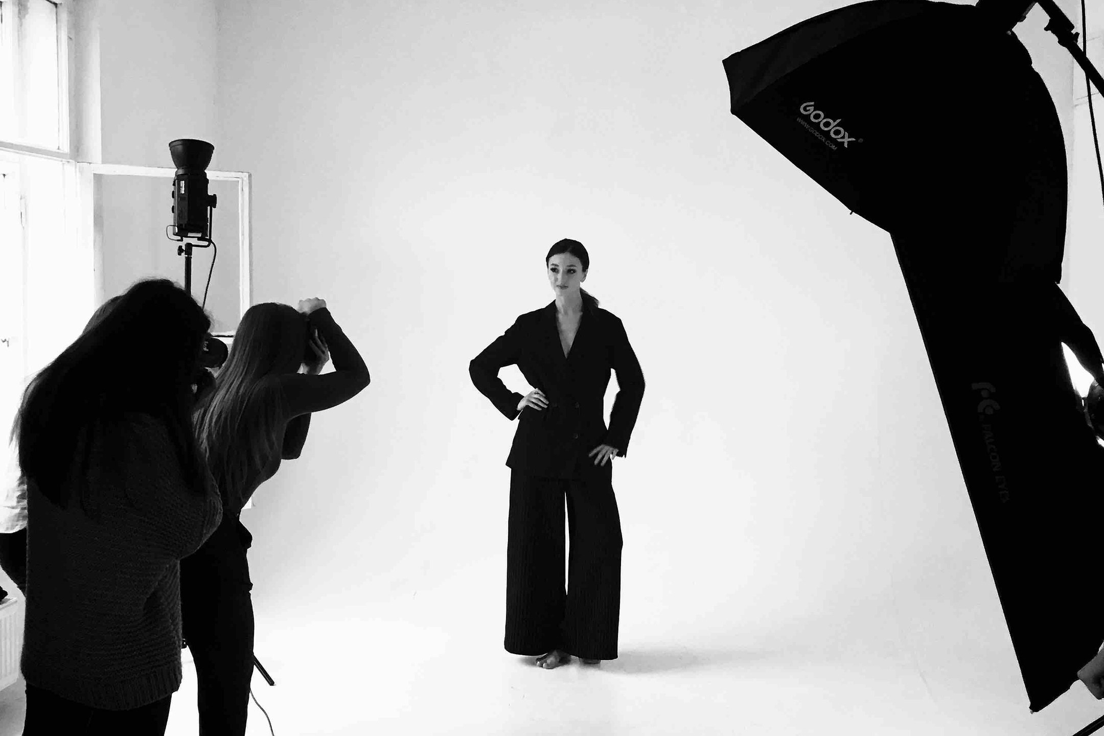 Контакты. «Медиашкола Факультет» — фотошкола в Санкт-Петербурге