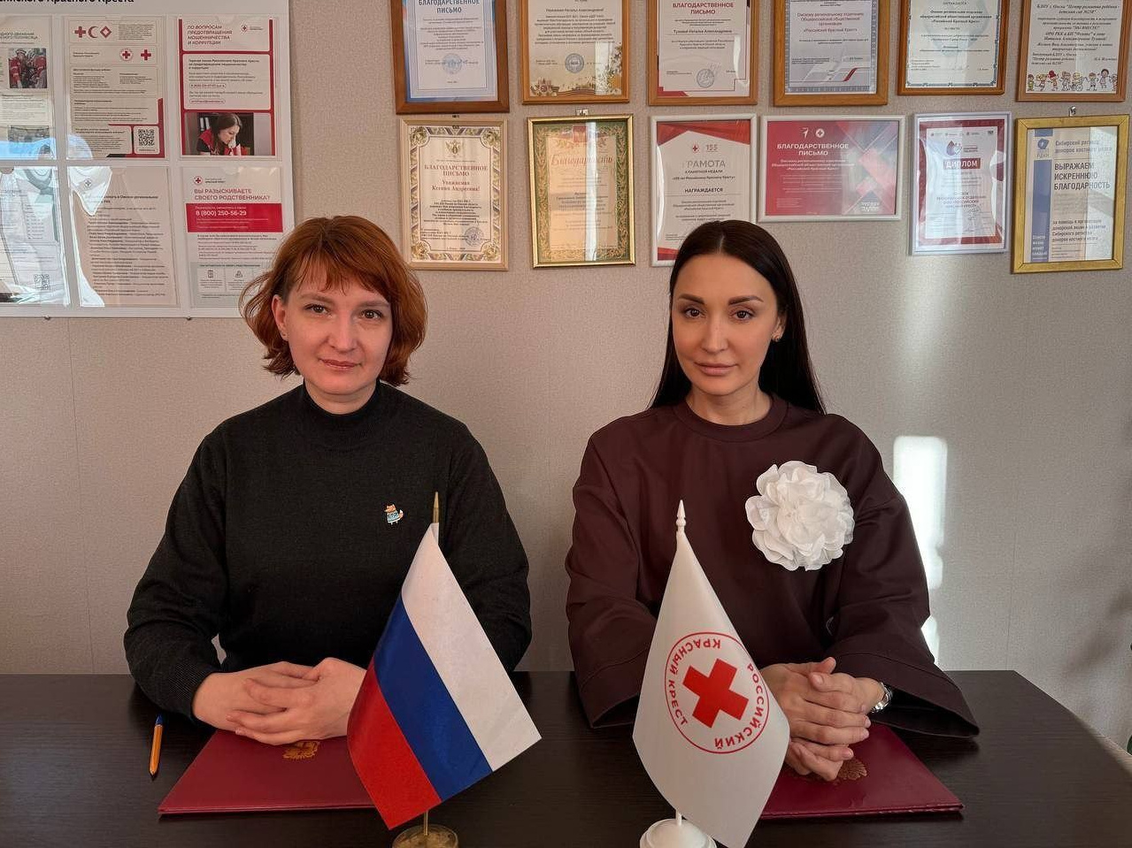 Синдром кабуки Кабуки Миндалевидные глаза Готическое небо Фетальные подушечки пальцев Редкий генетический синдром Родители детей Кабуки Организация Кабуки Объединение Кабуки Необычный разрез глаз Вывернутые нижние веки у детей-Множественные пороки развития-Задержка развития- Задержка речи-Врожденный иммунодефицит -Первичный иммунодефицит-Низкий рост-Рвота через нос у грудничков-Гнусавость голоса-Расщелина неба-Расщелина губы-Отсутствие зачатков постоянных зубов :Большие уши Необычные уши Торчащие уши Чат Кабуки Маленькая верхняя челюсть Кабуки Москва:-Дисплазия соединительной ткани -Вывих  тазобедренных суставов -Вывих надколенника Кабуки Москва:- Частые отиты- Тугоухость