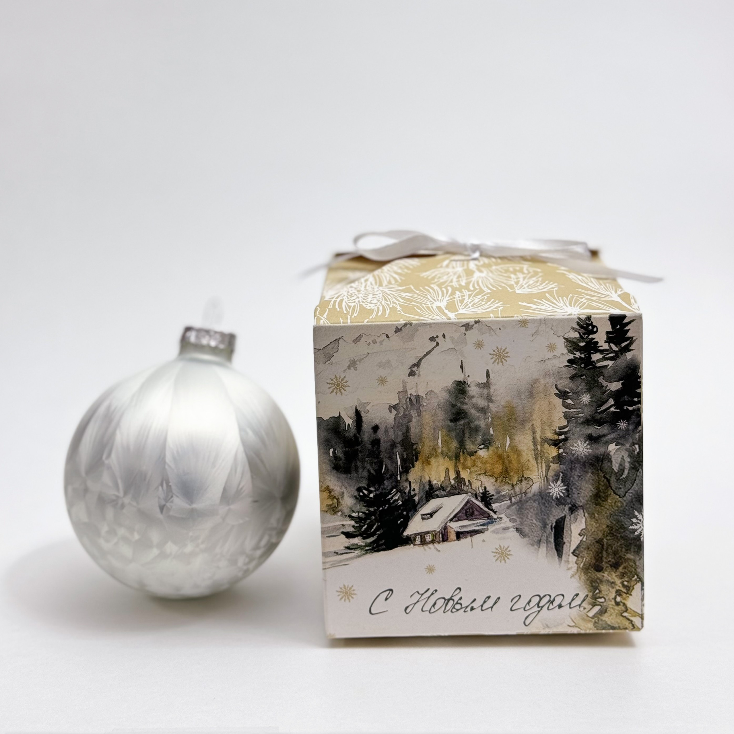 Упаковка. Художественная ручная роспись елочных шаров, корпоративные подарки и восковые аромасвечи