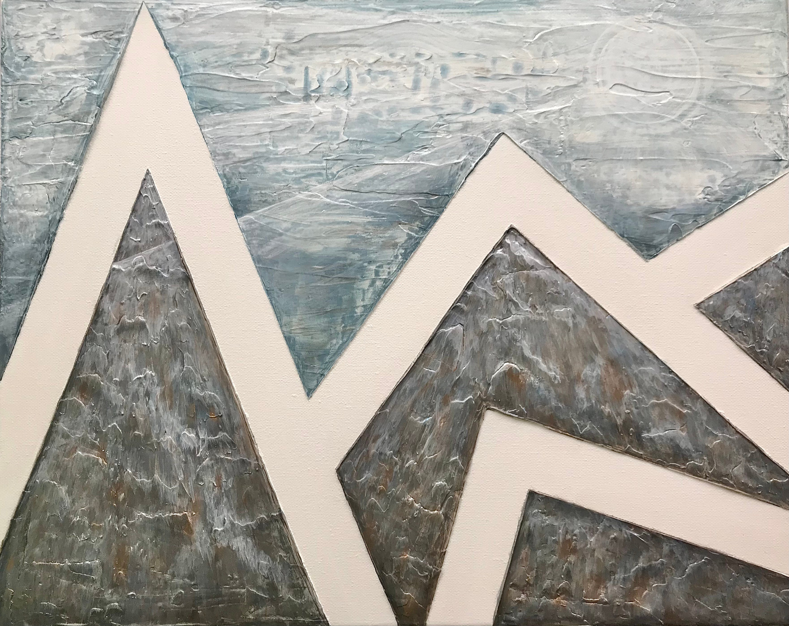 картина интерьерная горы арт-объект фактура линейность техника скотч преодоление серо-коричневая 