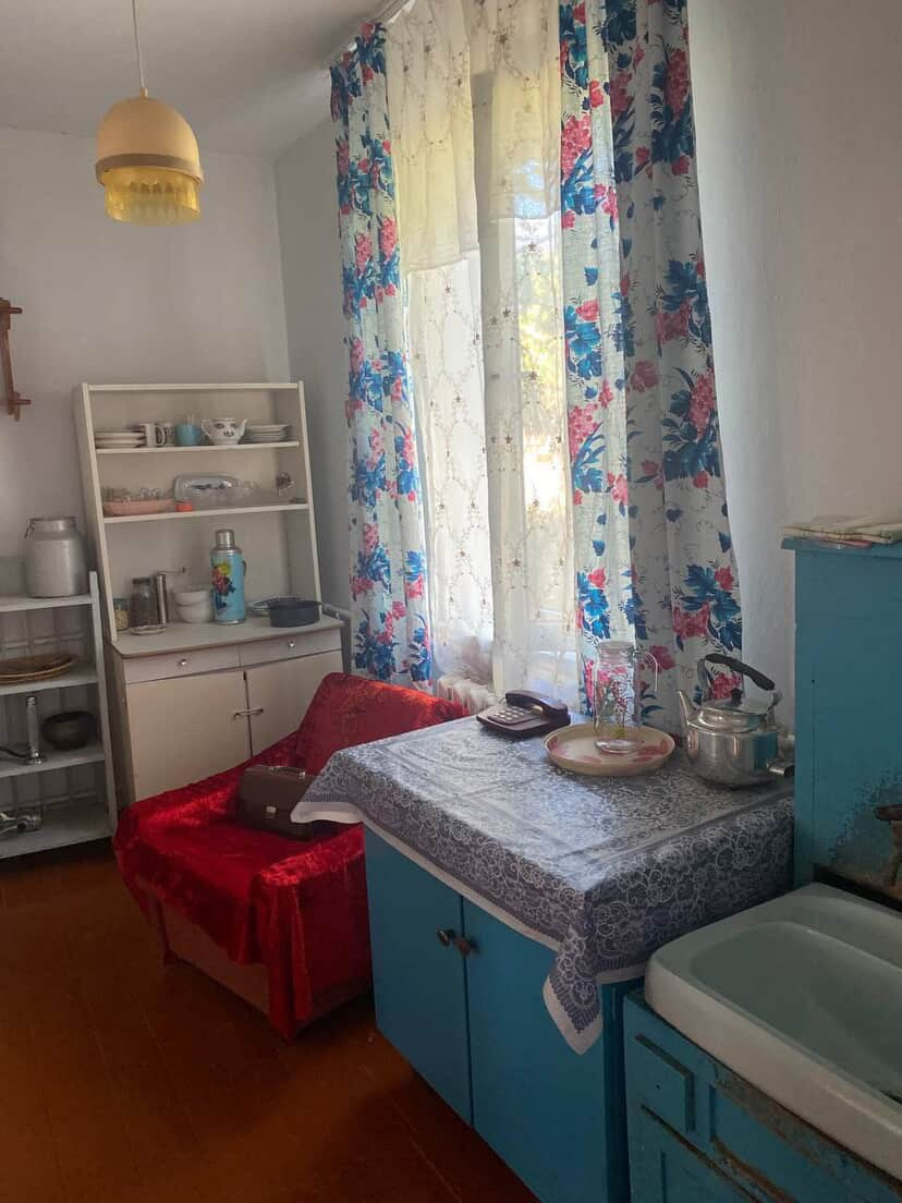 Бабушкин дом в Краснодаре для фотосессий. Свадебный и семейный фотограф Виолетта Сидельникова. Краснодар, Россия, Беларусь, Европа