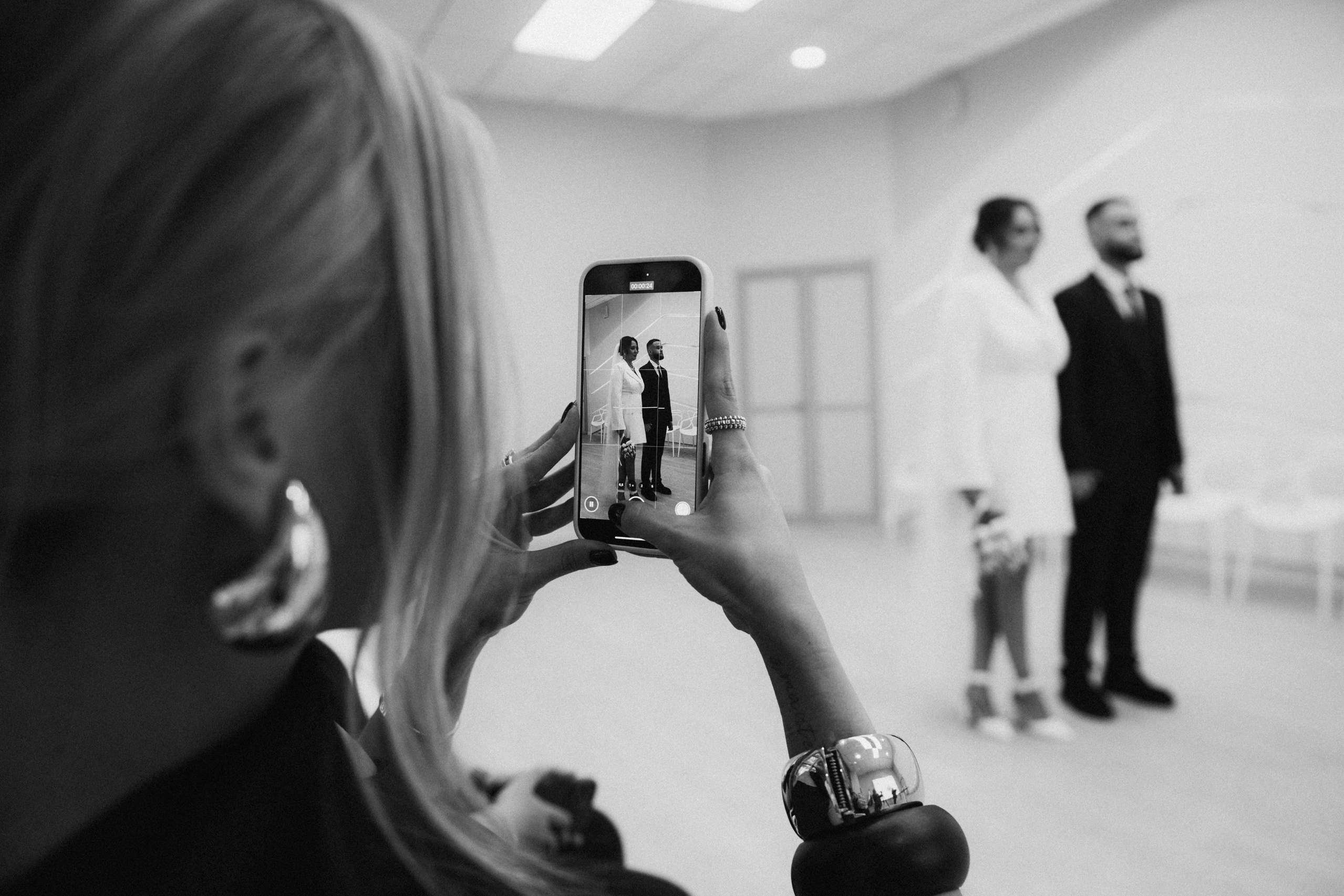 Что лежит у меня в шкафу для съемок и сколько это всё стоит