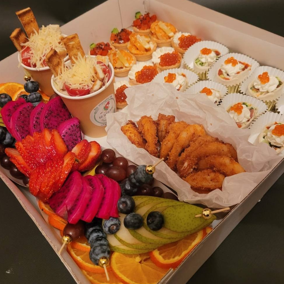 Меню. Кейтеринг, фуршеты, гастробоксы, авторские закуски в Уссурийске