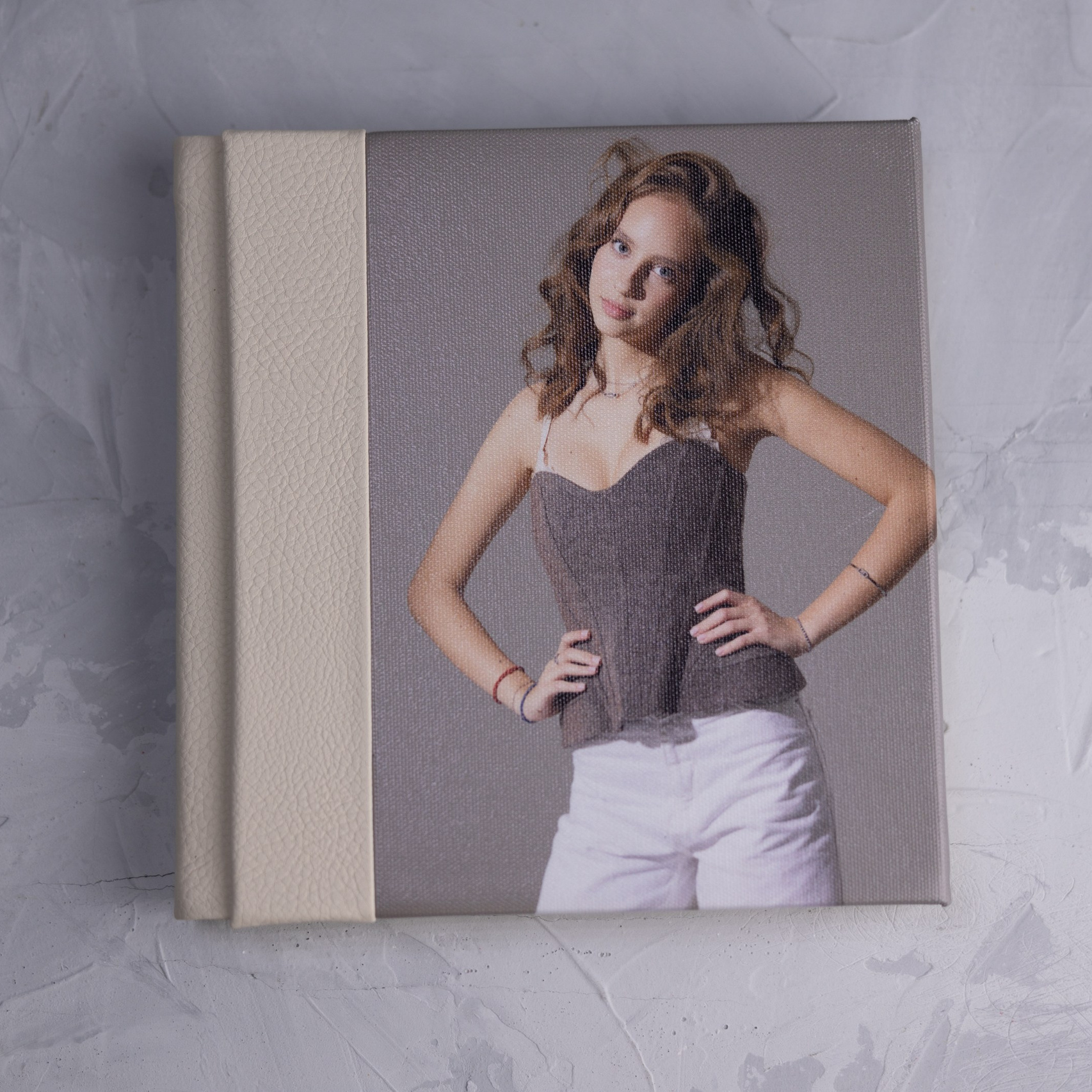 фотокнига с фотографией на холсте