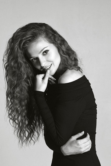 Портретная фотосессия, студийные съемки Екатеринбург от Ketty Zabelina. ТОПовый фотограф новорожденных newborn и беременности, Екатеринбург