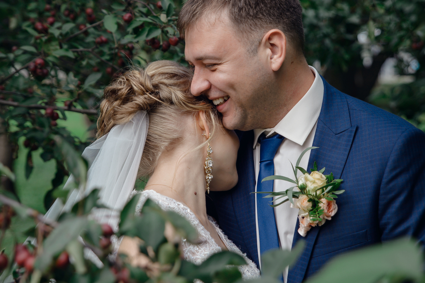 Видеограф и фотограф на свадьбу в Москве