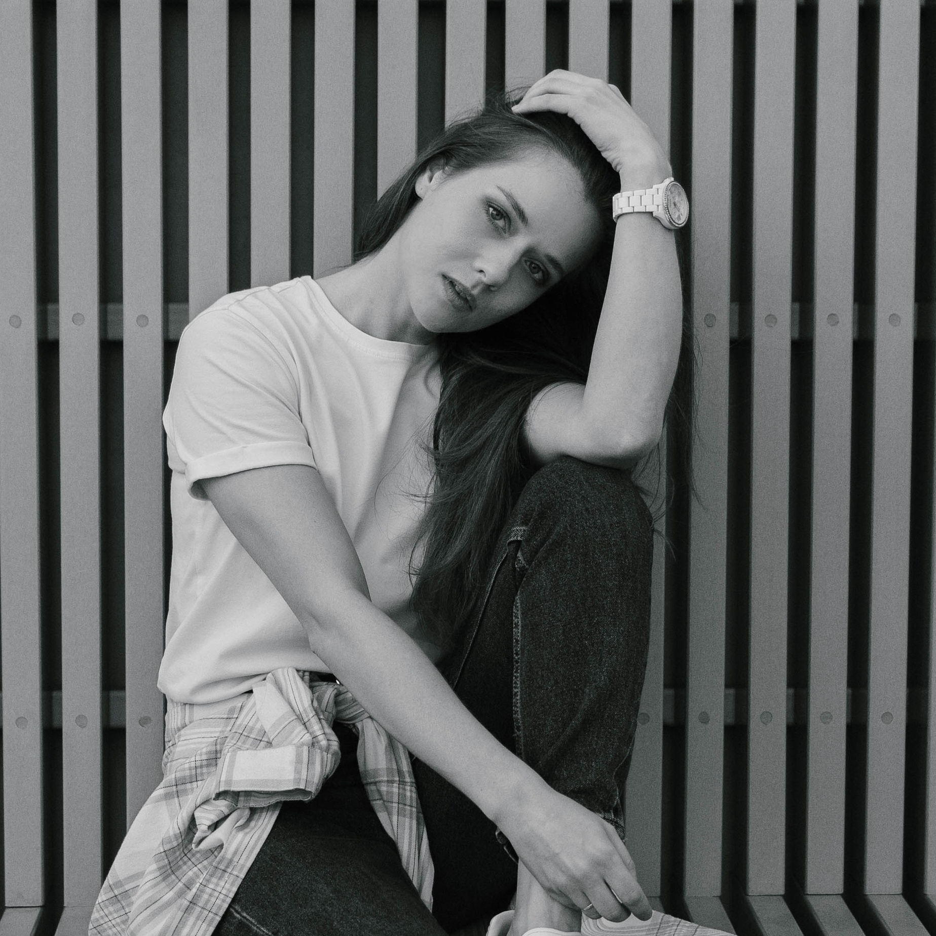 Фотограф в Москве, девушка на скамейке