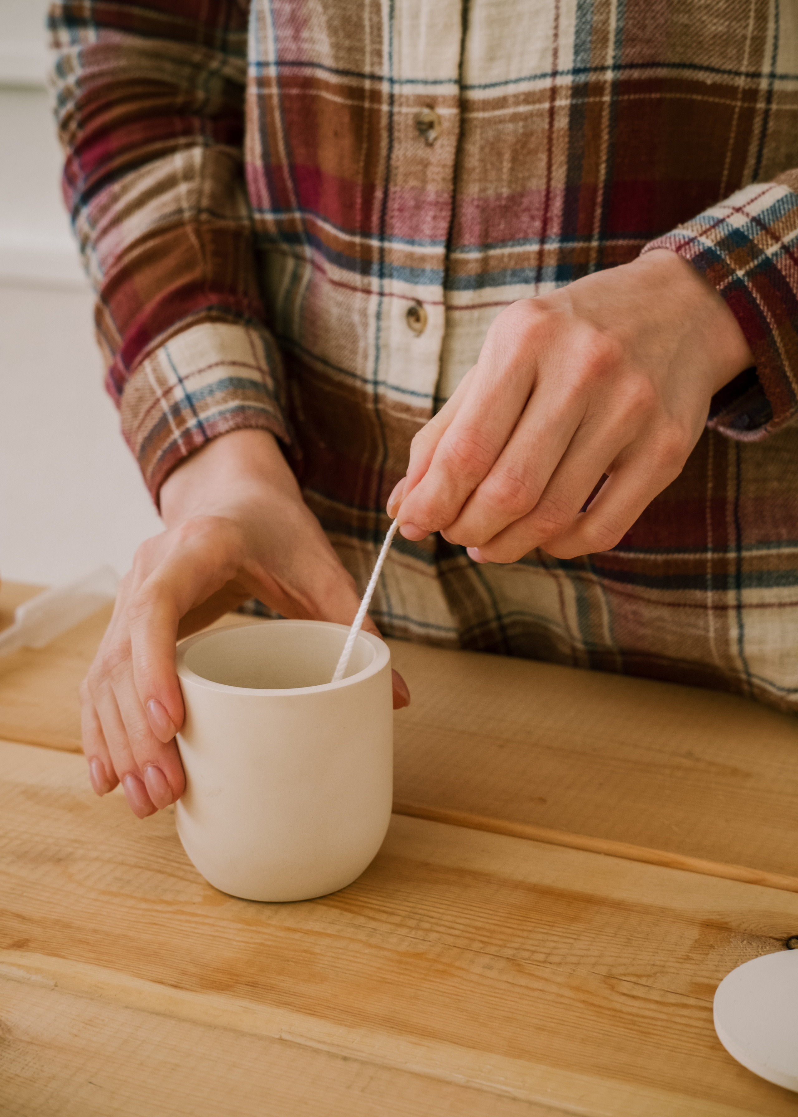 Интервью с основательницей мастерской Hearth&Home. Артём Кузнецов, фотограф, Новосибирск