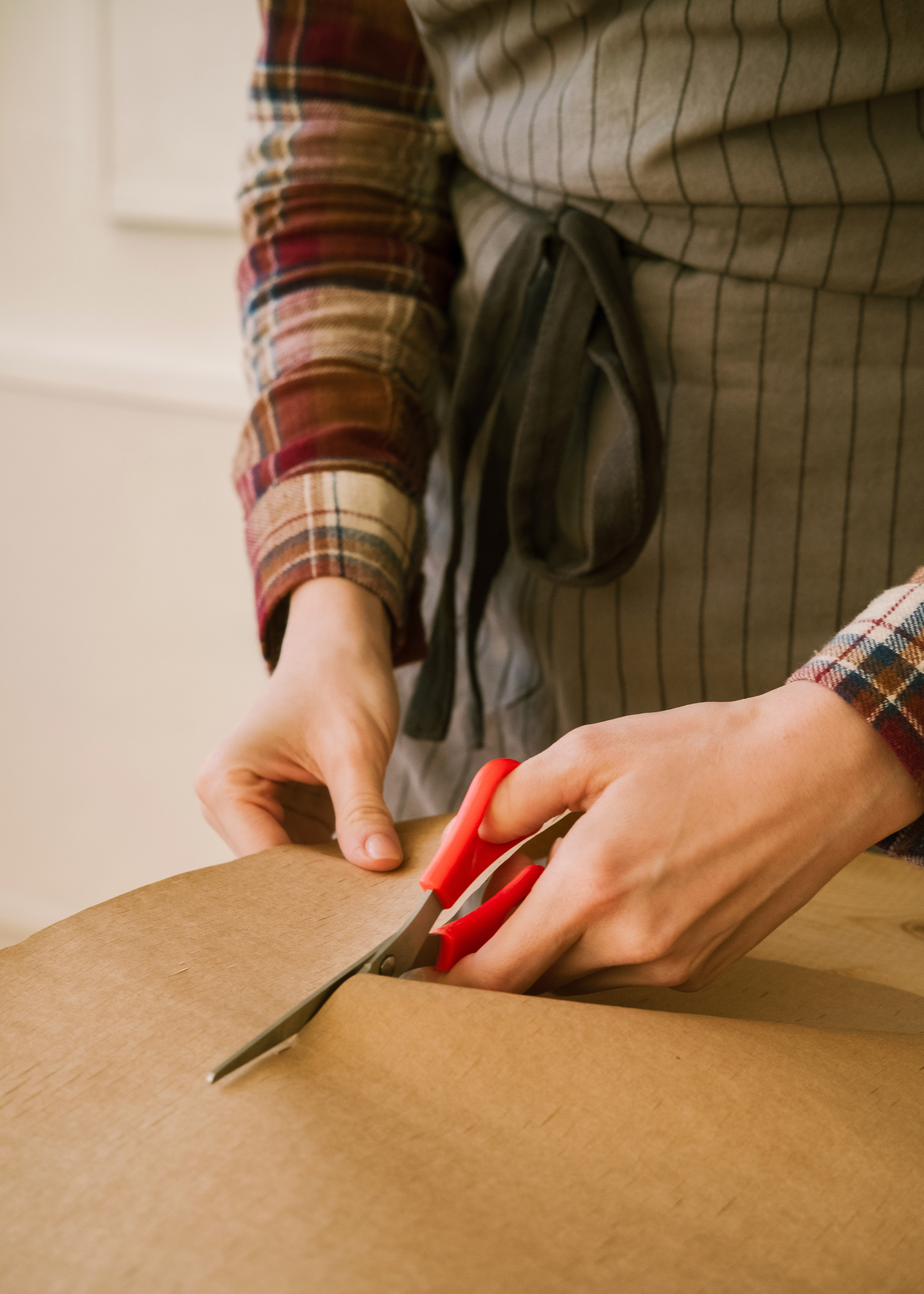 Интервью с основательницей мастерской Hearth&Home. Артём Кузнецов, фотограф, Новосибирск