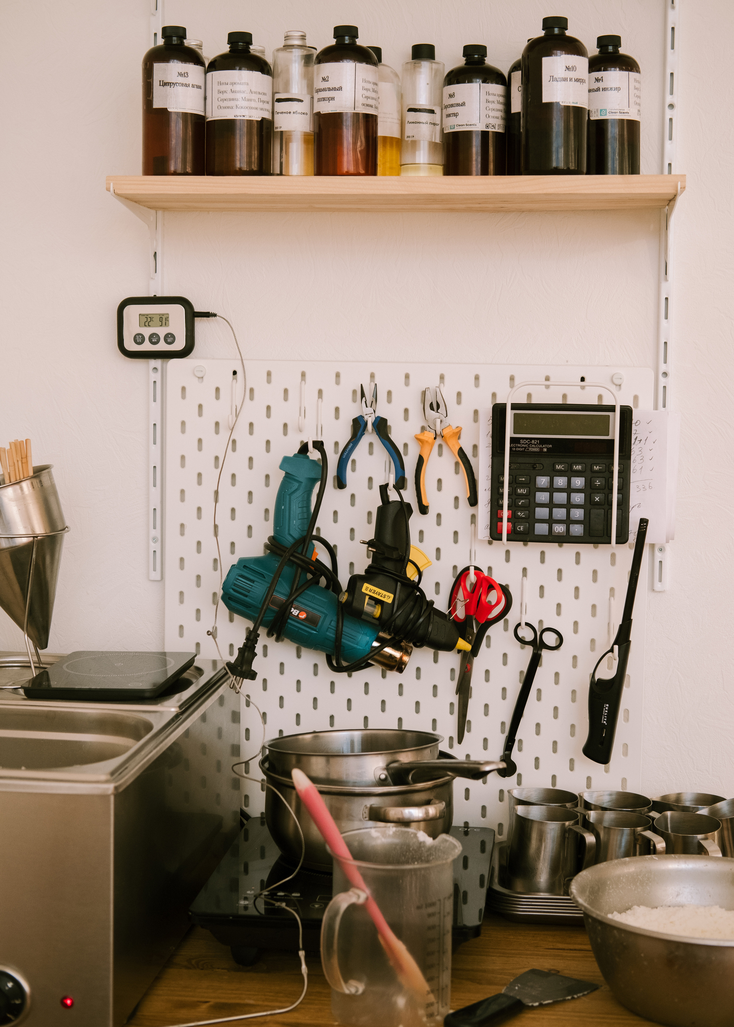 Интервью с основательницей мастерской Hearth&Home. Артём Кузнецов, фотограф, Новосибирск