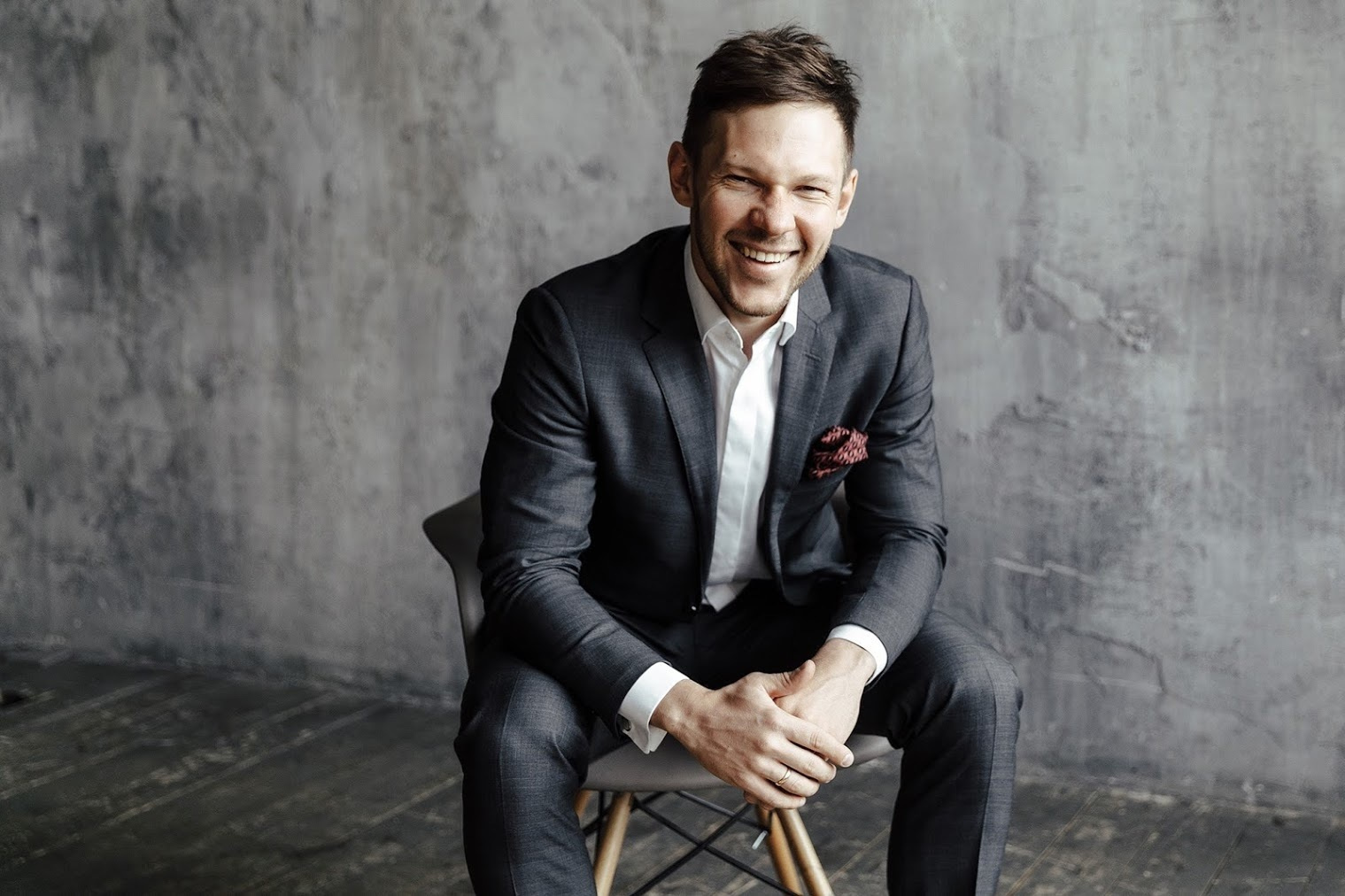 Ведущий Алексей Харис. Бизнес портрет. Фотограф Игорь Цаплин