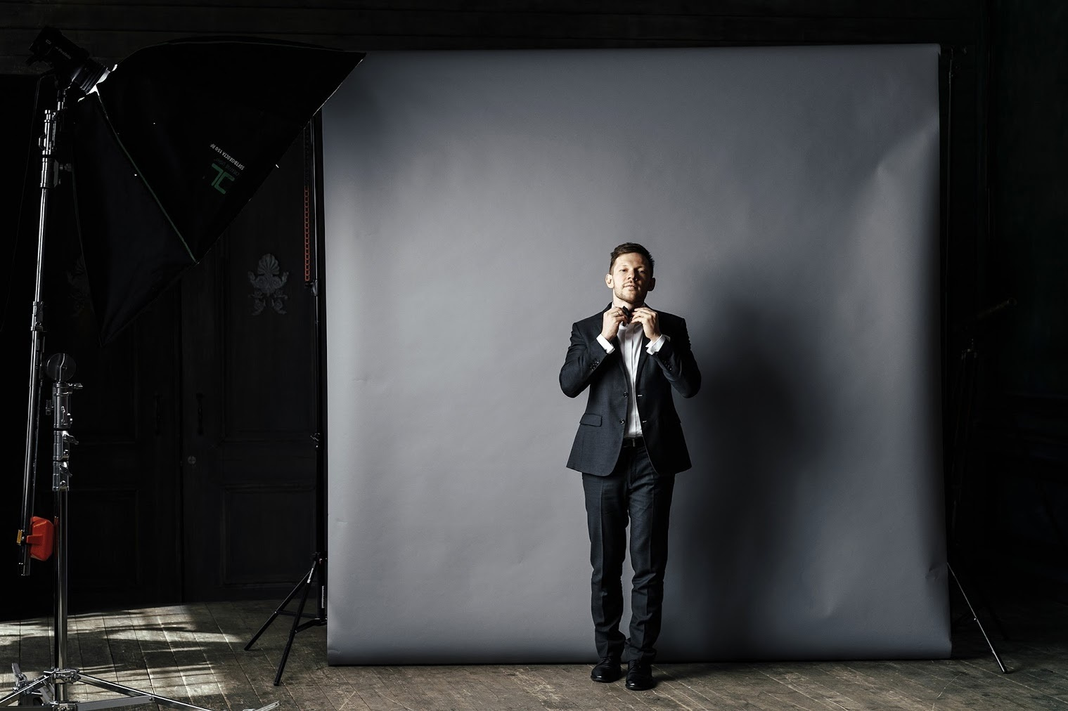Ведущий Алексей Харис. Бизнес портрет. Фотограф Игорь Цаплин