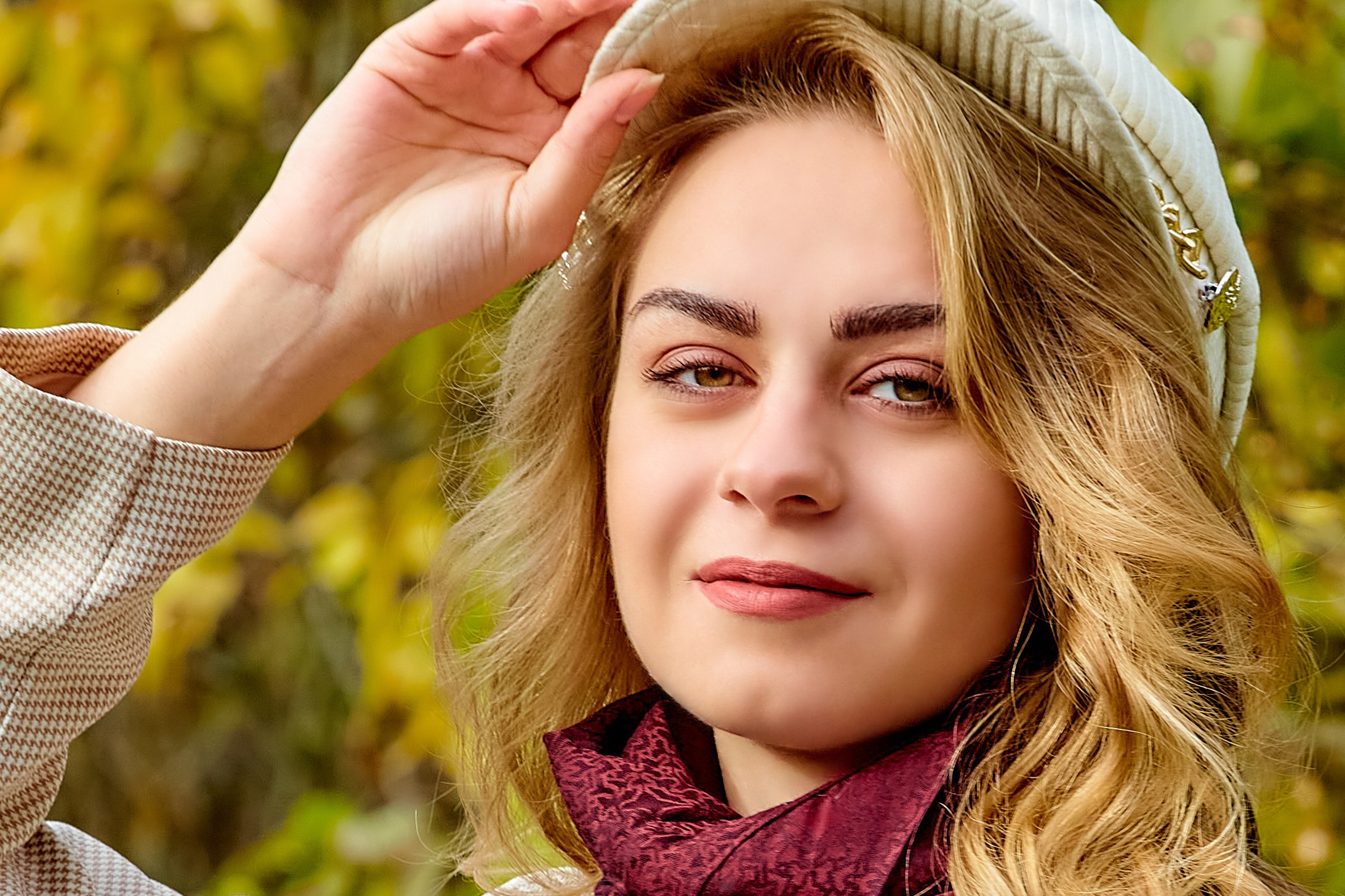 ЖЕНСКИЙ ПОРТРЕТ