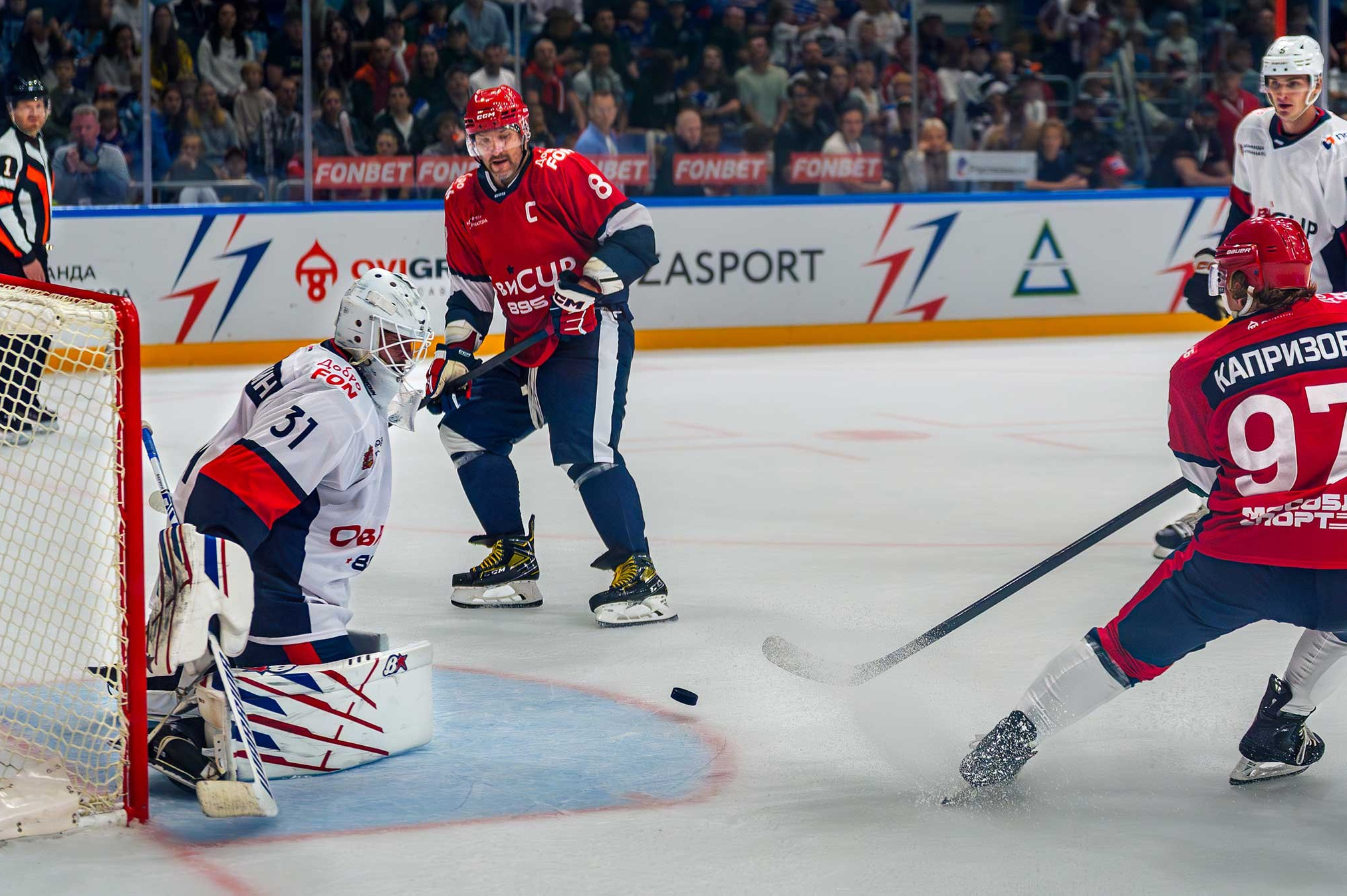 Примеры работ — спортивная фотосъёмка хоккейного матча