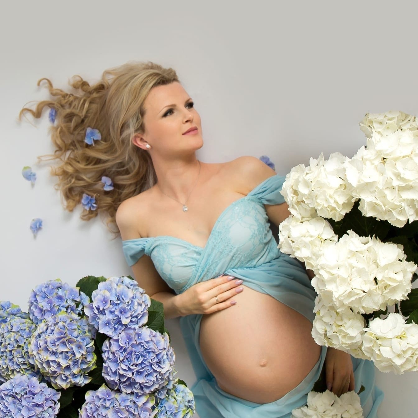 Услуги. Фотостудия, фотограф новорожденных в Брюховецком районе Татьяна Кауц. Многолетний опыт работы с новорожденными и молодыми семьями