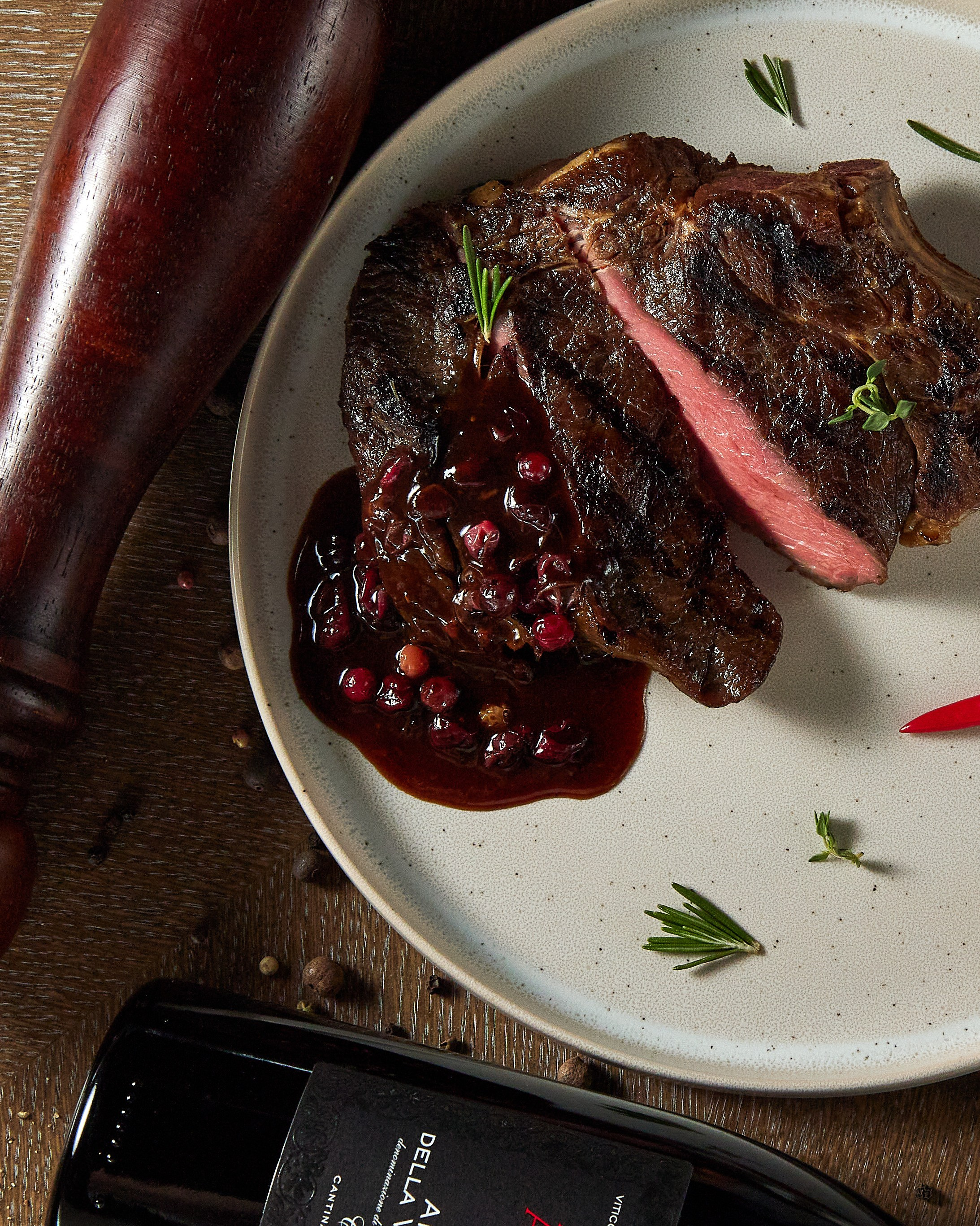 7 секретов успешного фуд фотографа: оптимизация цены и съемки меню для ресторана. Максим Бондарев, коммерческий фотограф для бизнеса | Курск