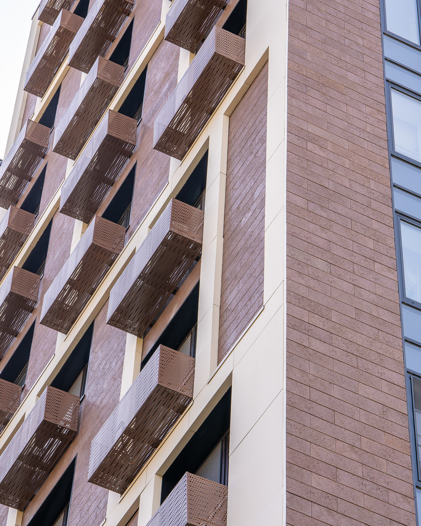 Индивидуальные фасадные решения