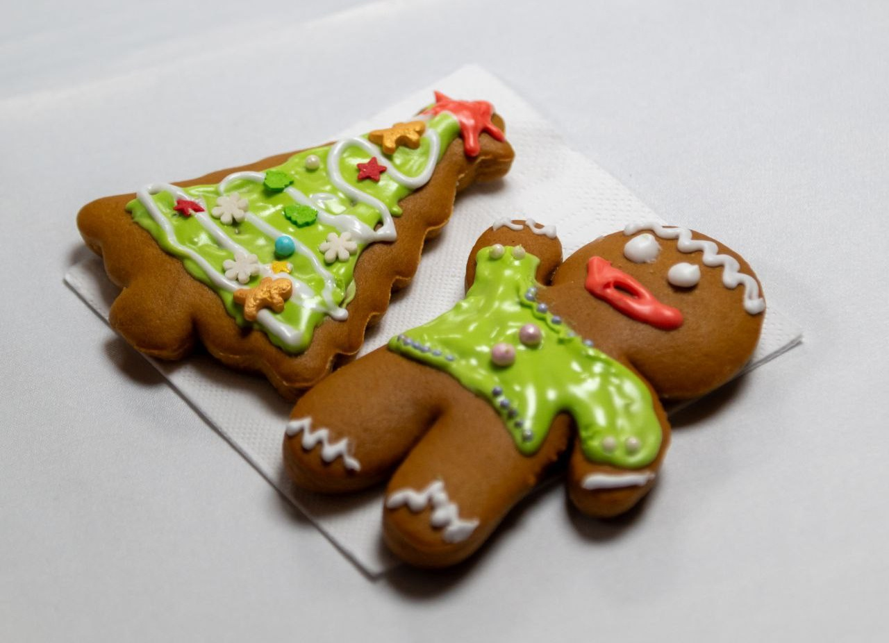 Мастер-класс по росписи пряников. АНО «Центра социальных проектов «Путь в большой мир»