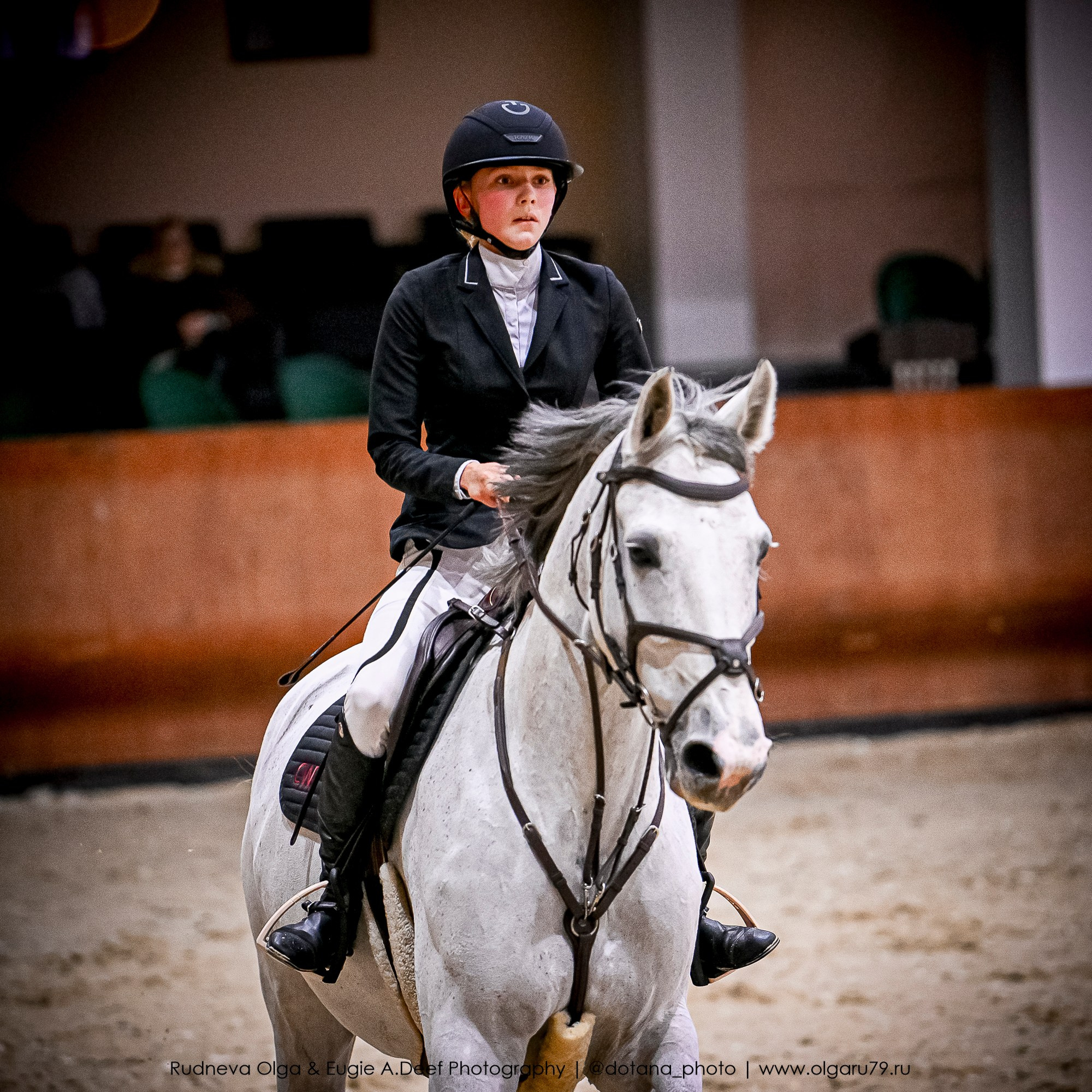 2025.10.26 — КСК Виват, Россия! конкур. ТУРНИРНАЯ КОННАЯ ФОТОГРАФИЯ, Руднева Ольга и Евгений Адеев