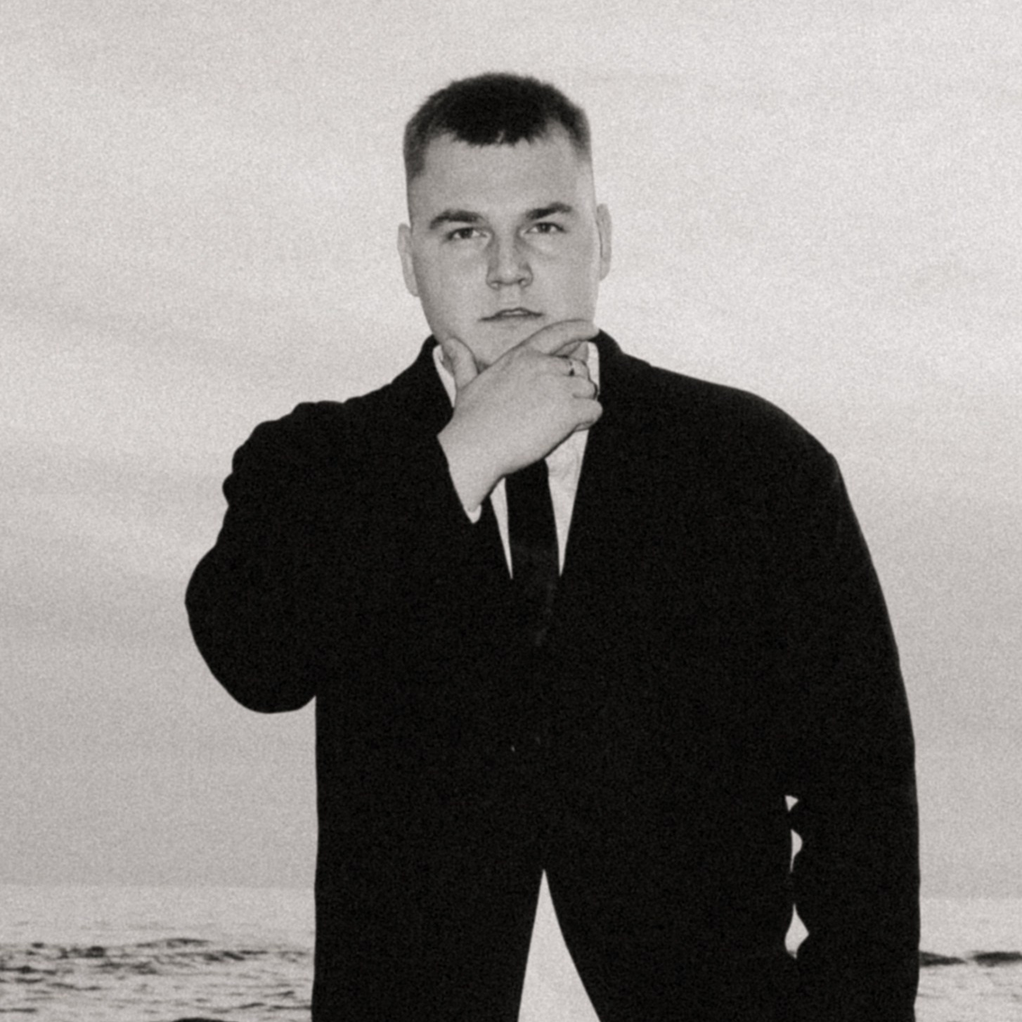 Контакты. Любовь в каждом кадре