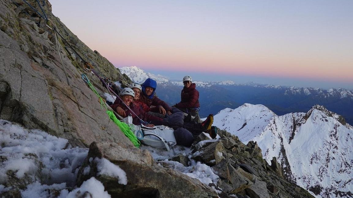 Pferderennen 02 — новая линия на «дикой» стене Кавказа. “Steel Angel”: women’s climbing award