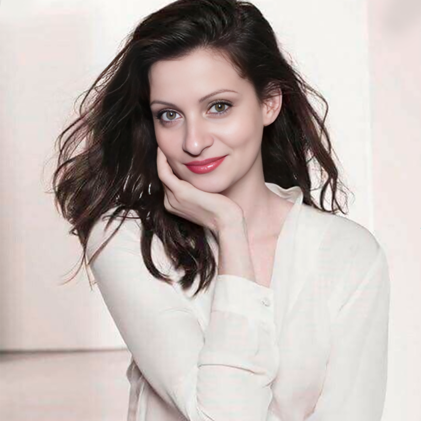 Амбициозная женщина на пути саморазвития у моря: психология успеха и мотивация для женщин от Ольги Рэд