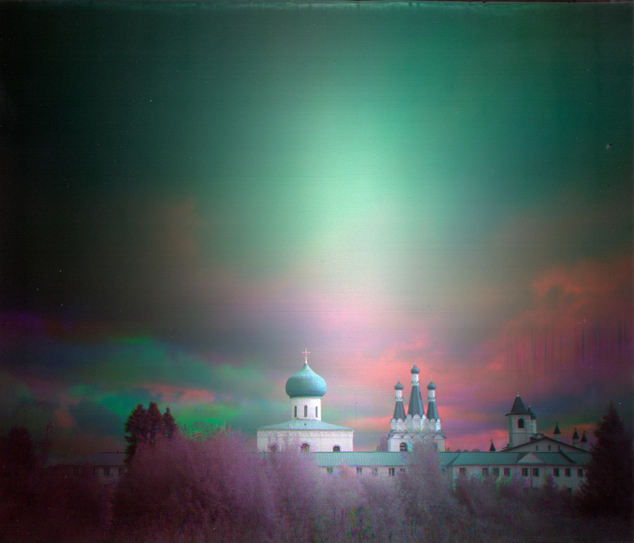 Путешествие вокруг Ладожского озера с хроно-камерой «Буратино». Roman Hodirev is an esoteriologist, multidisciplinary artist, photographer and musician. Saint Petersburg, Riga