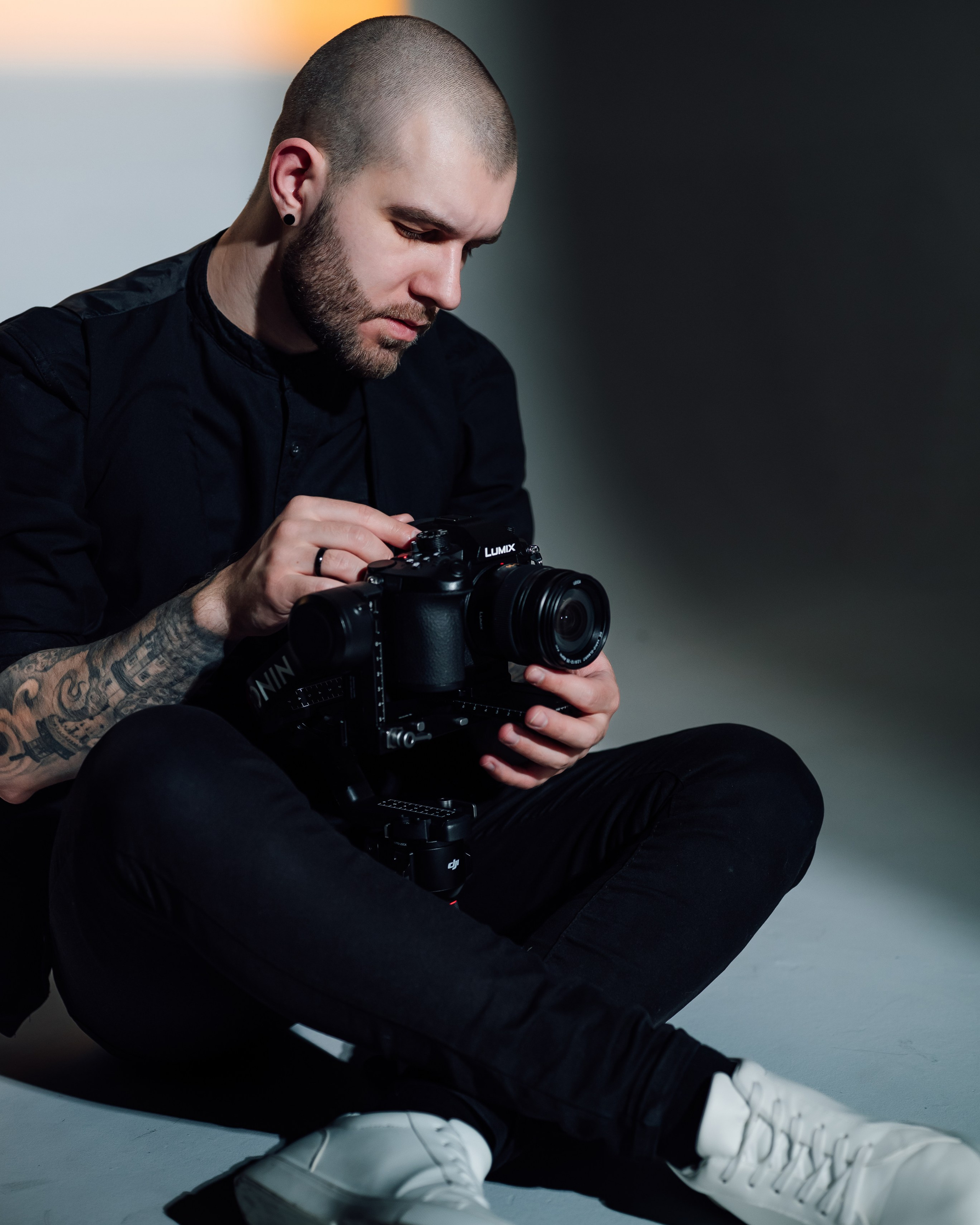 Контакты. Свадебный видеограф в Тольятти и Самаре — Игорь Чермных. Chermnykh video production — видеосъёмка вашего торжества!