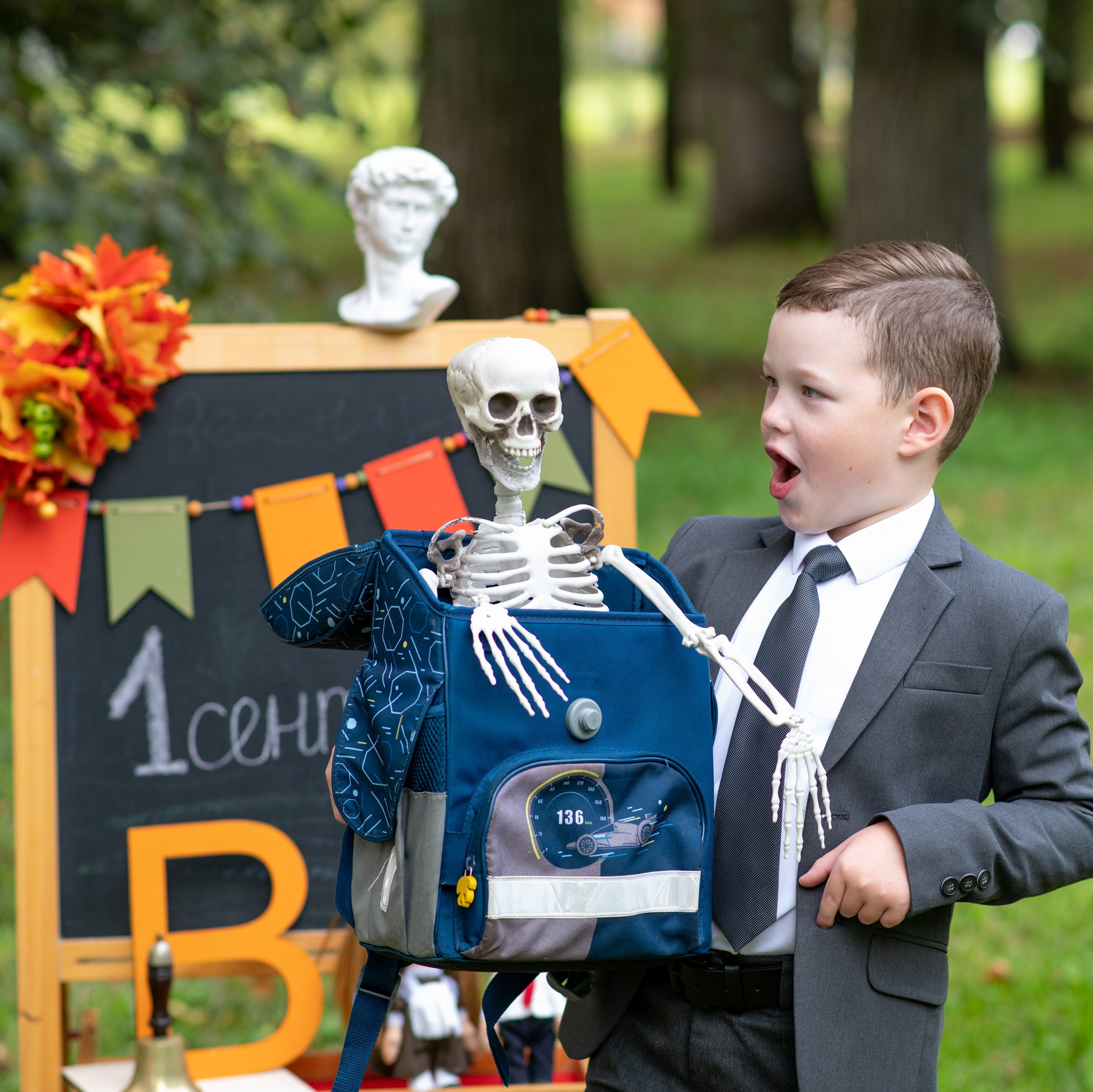 Проект «Здравствуй, школа!». Выпускные альбомы в саду и школе. Подольск. Лифарь Татьяна