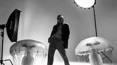 Видео созданные в нейросети AI. Женский фотограф в Новосибирске Вячеслав Семакин