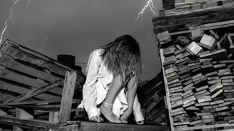 Видео созданные в нейросети AI. Женский фотограф в Новосибирске Вячеслав Семакин