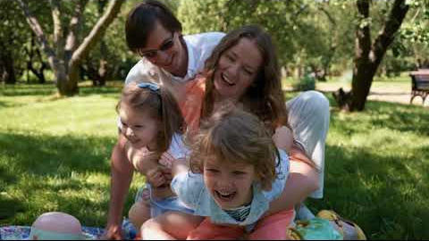 Видеосъёмка семейной прогулки в Коломенском. Видеограф Осинина Татьяна — видеосъемка в Москве