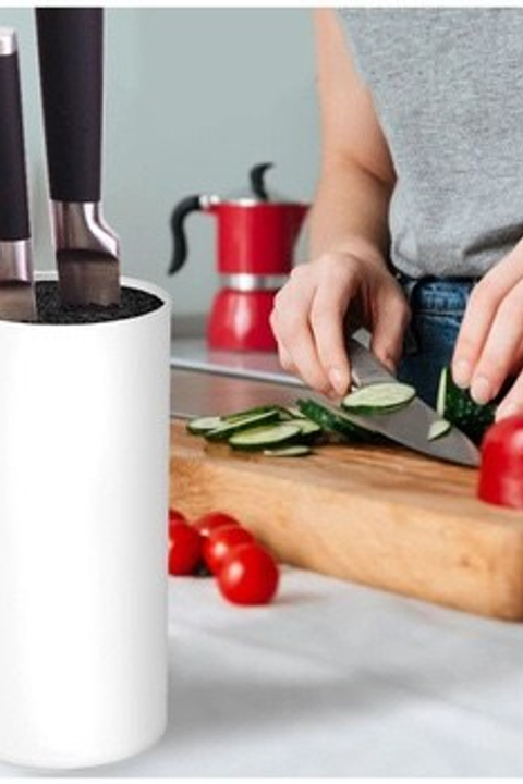 Ножи с традиционными и современными отделками для любого стиля.