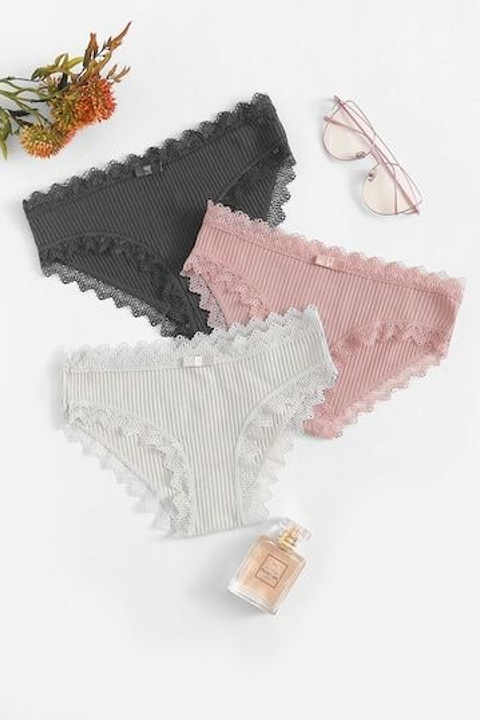 Съемка на белом фоне с акцентом на четкость и качество изображения