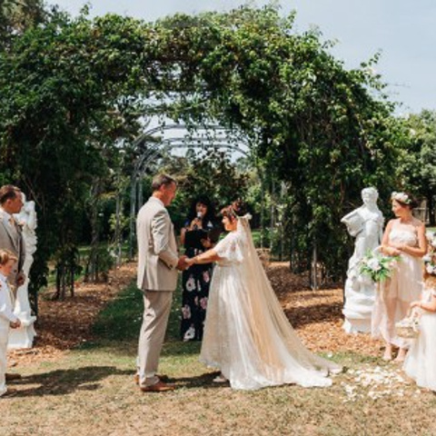 Testimonials. Unique wedding photography service based in New Zealand, capturing your special moments with a fresh, creative eye
